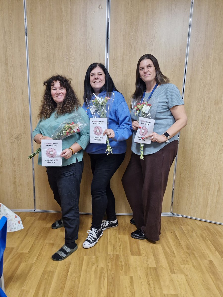 AlbrightCentre's tweet photo. Our Albright Plus site celebrated their 3 amazing TA's today for all of their hard work and commitment that they show every day! We are so grateful for the work that you do 😀
#teachingassistants #teamwork #ThisisAP #Alternativeprovision https://t.co/bKRutELPI3
