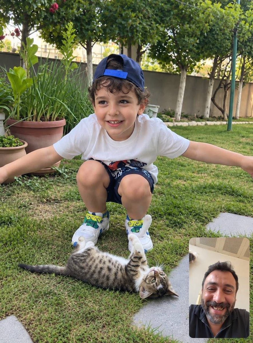 zynp1971's tweet photo. Asker, polis, hakim ve savcı eşlerine uygulanan il emri öğretmenlerden esirgenmemeli. 3-4 yıllık hasrete son verilmesi için @Yusuf__Tekin il emrinin yeniden değerlendirilmesini arz ediyoruz. #AilemiVerYusufTekin 🛑✊❤️ https://t.co/y1bLPF711p