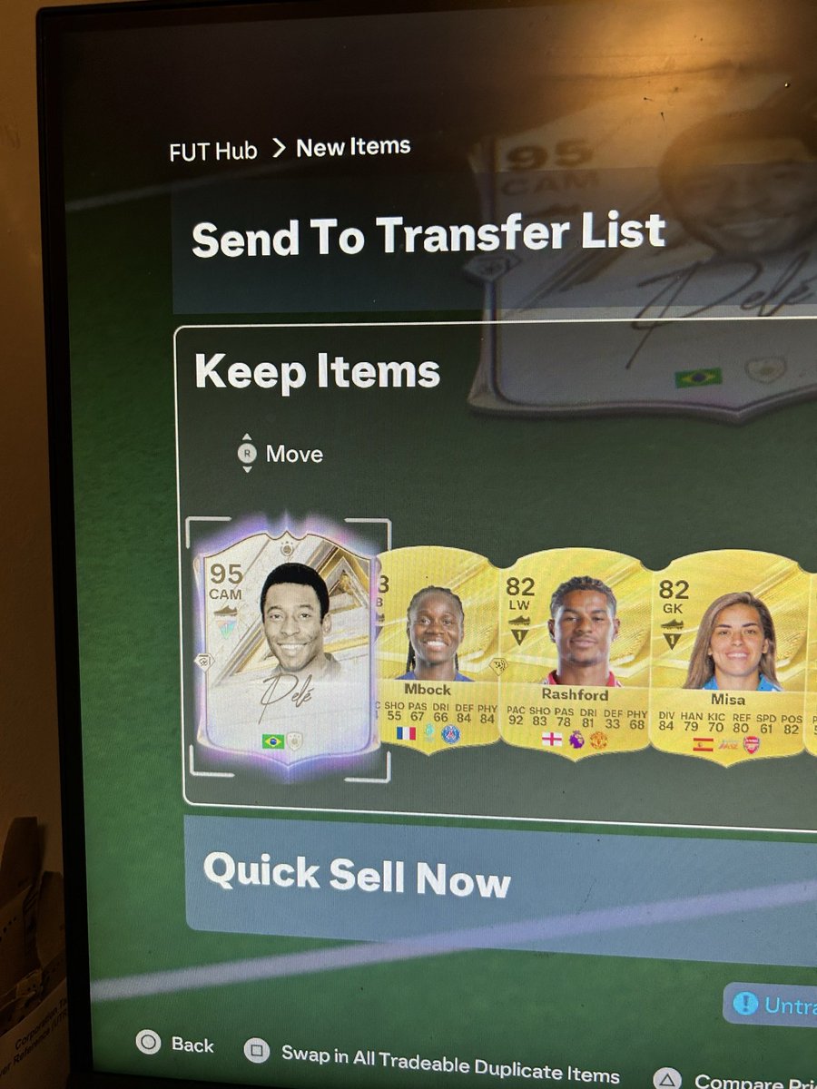 TanglyHQ's tweet photo. Holy fuck #FC27 #Pele #signature #holo https://t.co/9xxpYQJqKQ