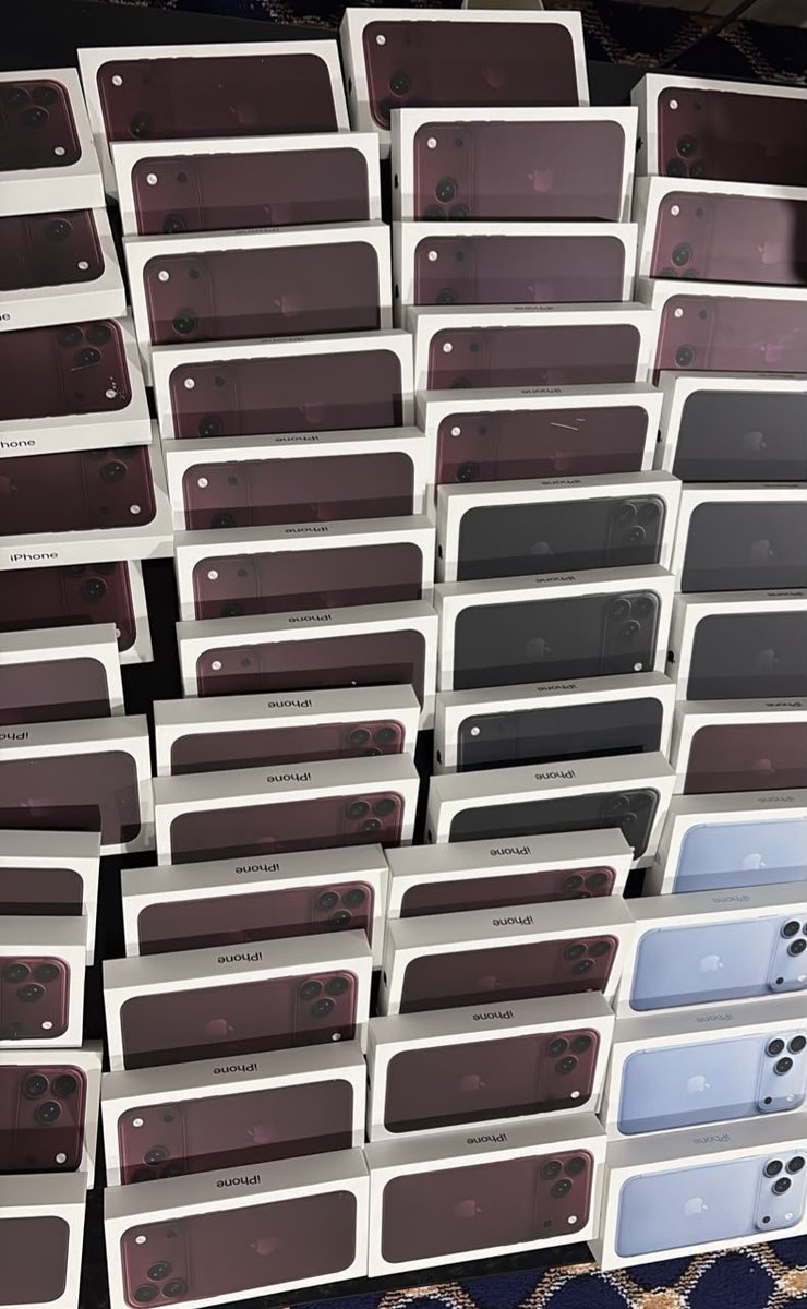 ForLinkin's tweet photo. SWEET DEALS✅✅

•iPhone 18 Pro and iPhone 18 Pro Max

•Physical sim &amp; E-sim

•256gig and 512gig 

We can SWAP your old phone for iPhone 18 series 

DM or call now 0541427156 https://t.co/3BatJeTZHg