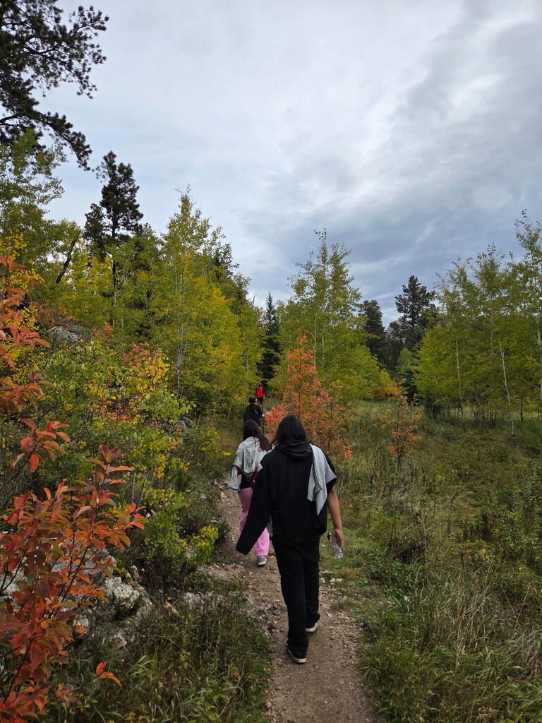 TreknorthS's tweet photo. These energetic Sundogs had an amazing week exploring South Dakota and camping in the Badlands/Black Hills area. https://t.co/aRej7jJIBl