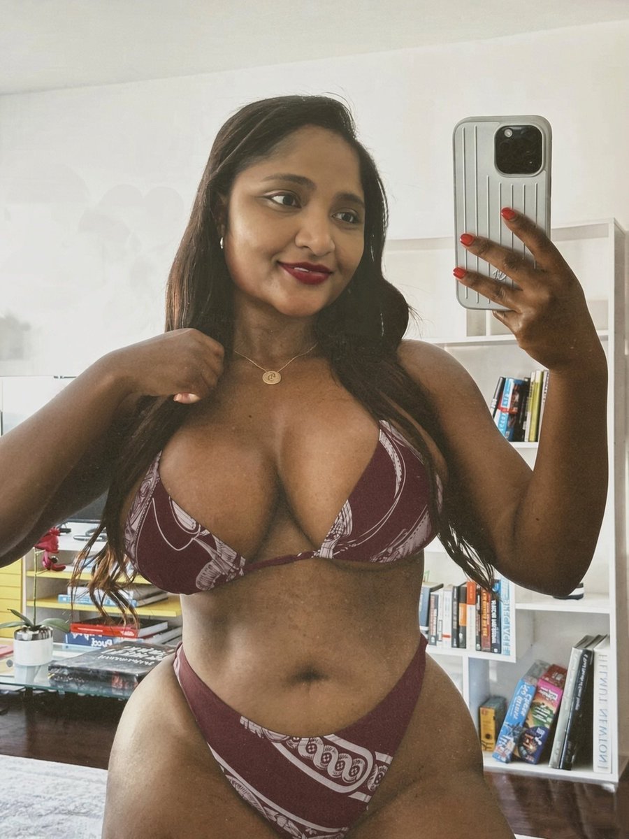 RanicurvyMILF's tweet photo. Does maroon suits me well🫦DM me now. https://t.co/1KC7ar8w0j