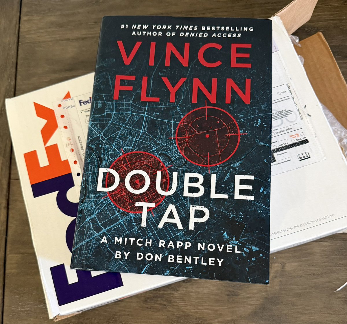 Babajoshuwa's tweet photo. Book mail is great mail! I canโt wait to read this again. @bentleydonb with another amazing thriller!
#MitchRappIsBack
#DoubleTap https://t.co/aYnKxTMvTq