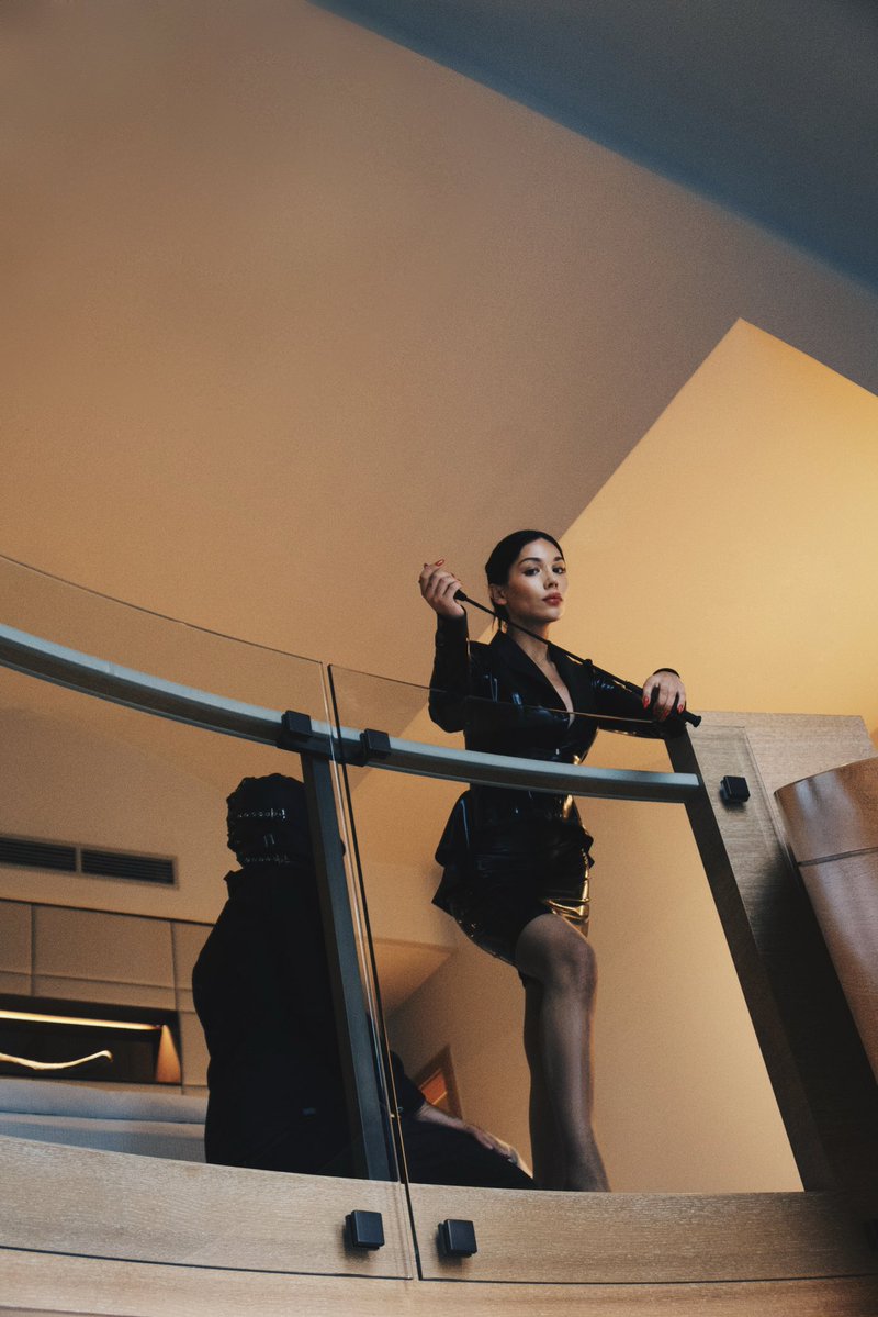 TheDominaLexi's tweet photo. A day at Lady Lexi‘s office. https://t.co/3ZfkECznkG