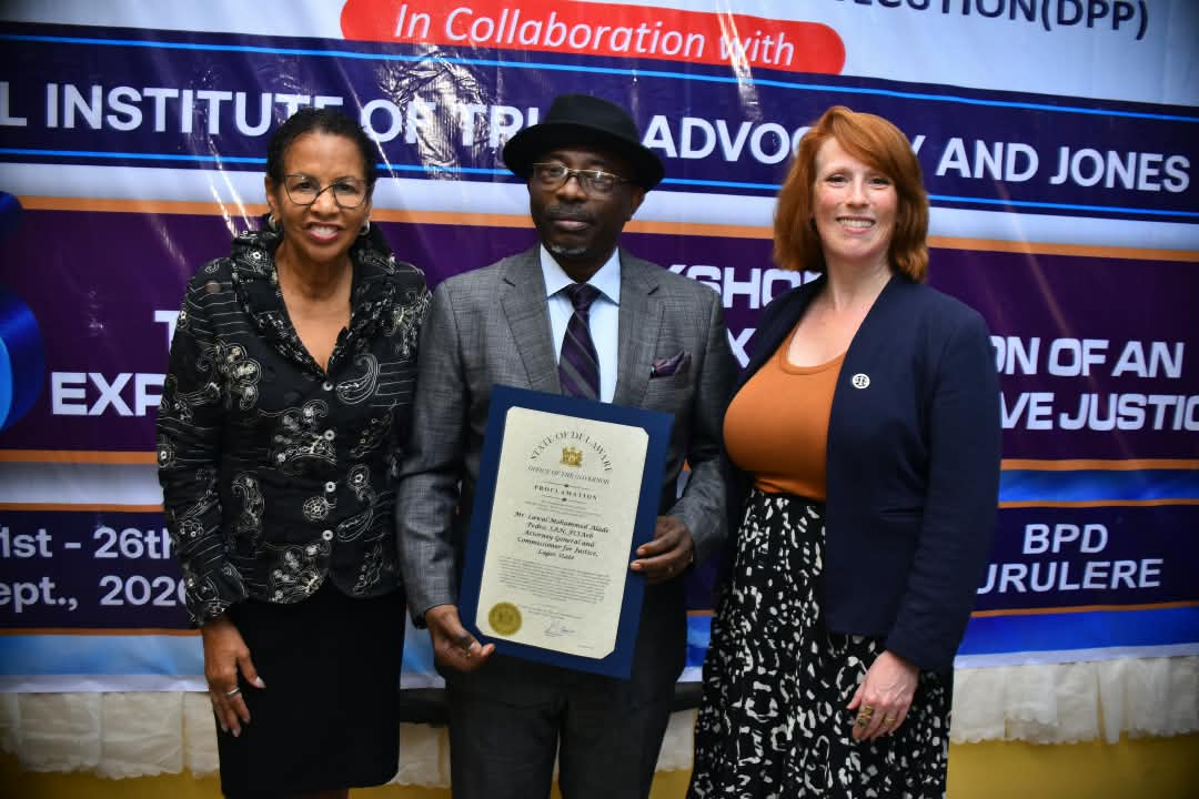 LagosMoj's tweet photo. STATE OF DELAWARE HONOURS LAGOS STATE ATTORNEY-GENERAL, MR. LAWAL PEDRO, SAN, FCIArb
https://t.co/XE8m4LXEz0 https://t.co/V4xveagc5T