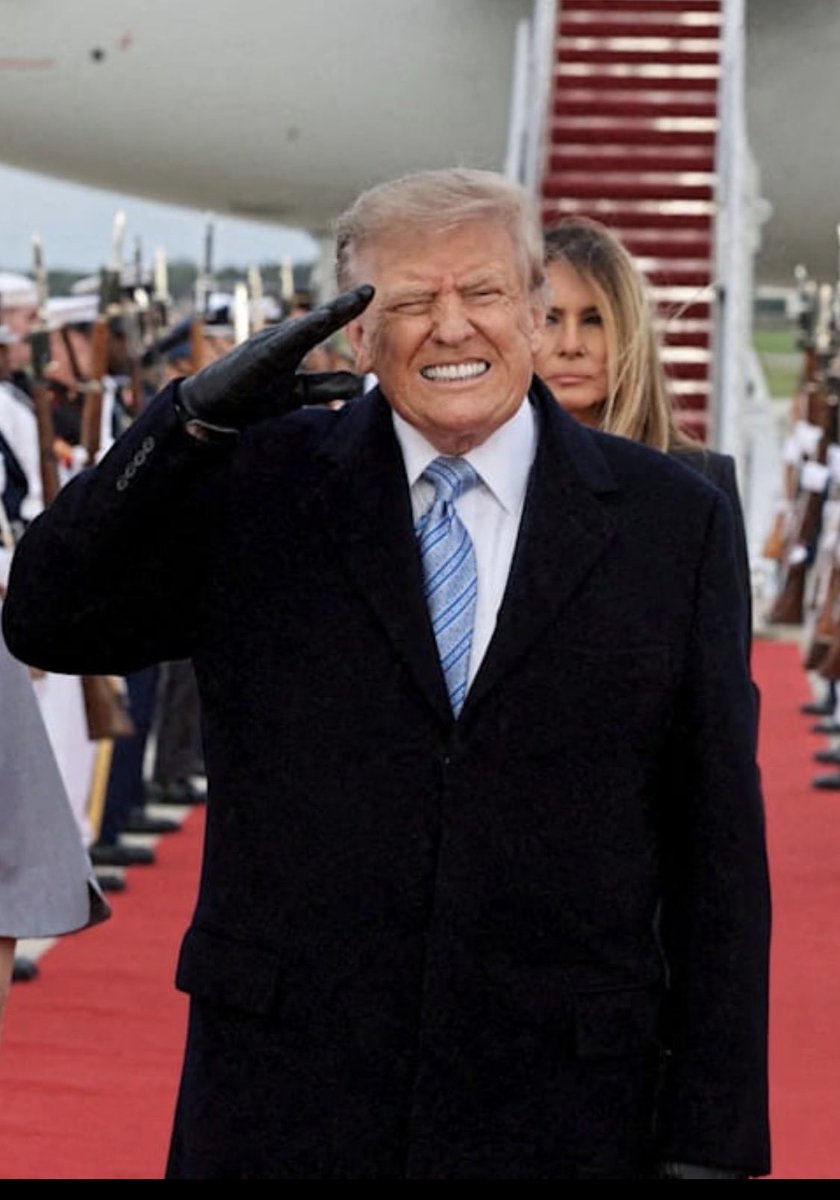 HotPocket9001's tweet photo. @joemccuiston17 @WhiteHouse https://t.co/61az5Sojgt
