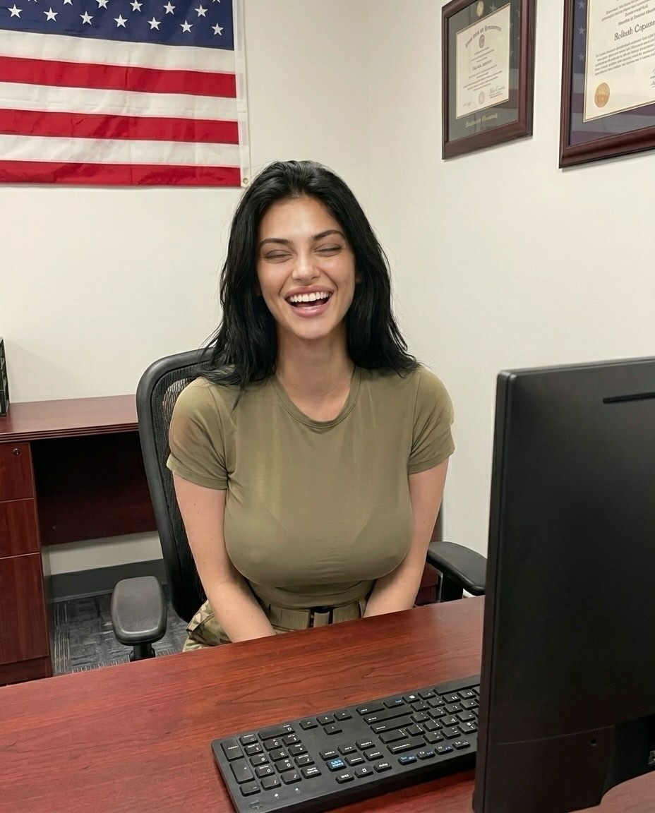 jeff_ati's tweet photo. Trying out the commander’s desk. Feels sturdy enough. https://t.co/RaZfU4tZJt