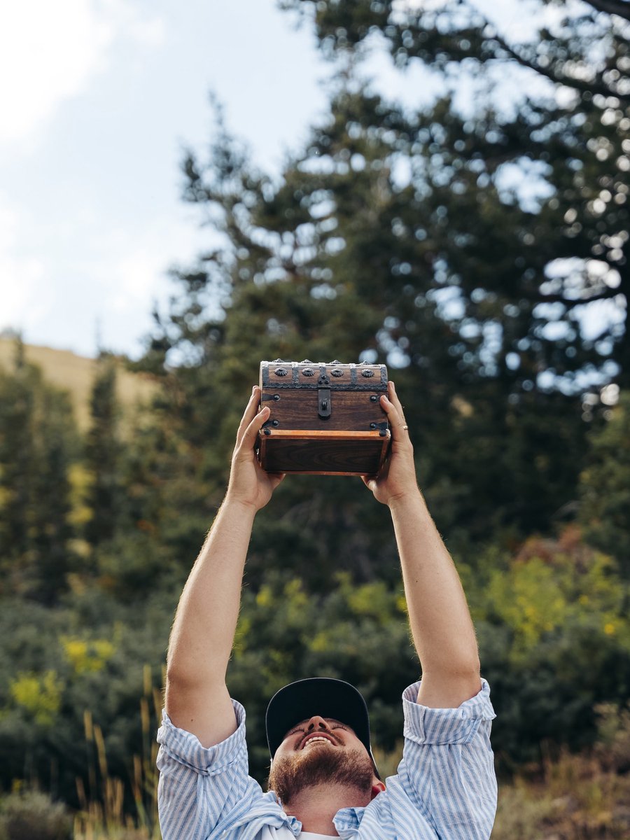SnowbasinResort's tweet photo. Need more motivation?🔑🪎⛰️

Here's what's waiting for you if you can find the treasure chest this weekend:

https://t.co/gqfRdxnLsx
 That's winter sorted for you. All you have to do is find it!!😌🤞

The FIRST CLUE drops Tomorrow morning (9/26) at 9am. https://t.co/AKbEc8xVYq