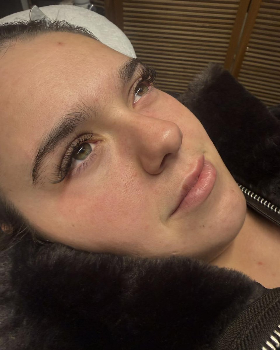 VivianaPlotnik's tweet photo. Today’s lash models. https://t.co/32KAe77unz