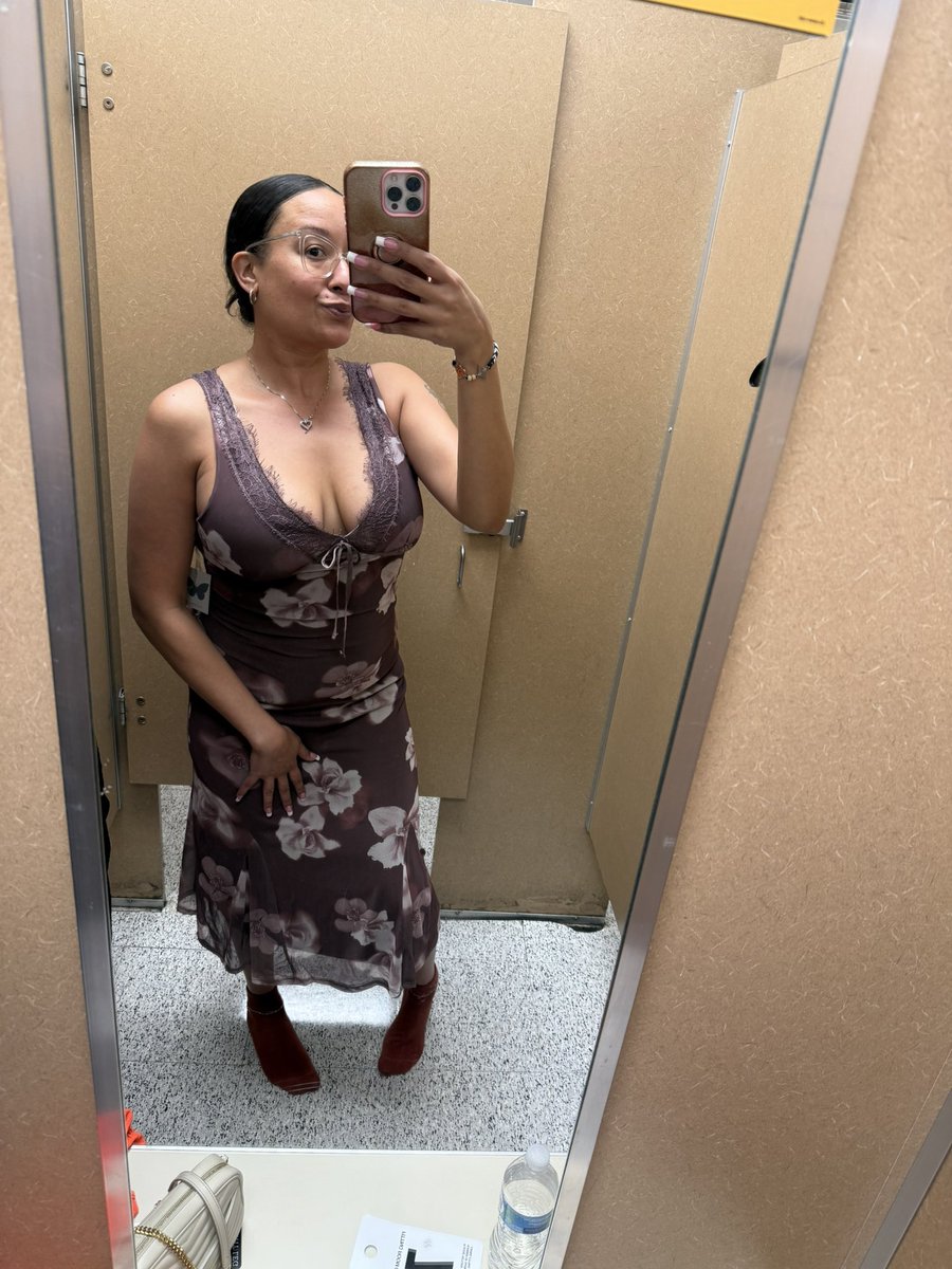 MiminVegas's tweet photo. Which dress that I bought from Ross is your favorite? Tell me in the comments! 

Blue, purple or red? 🤔 https://t.co/bttFTaMyl6