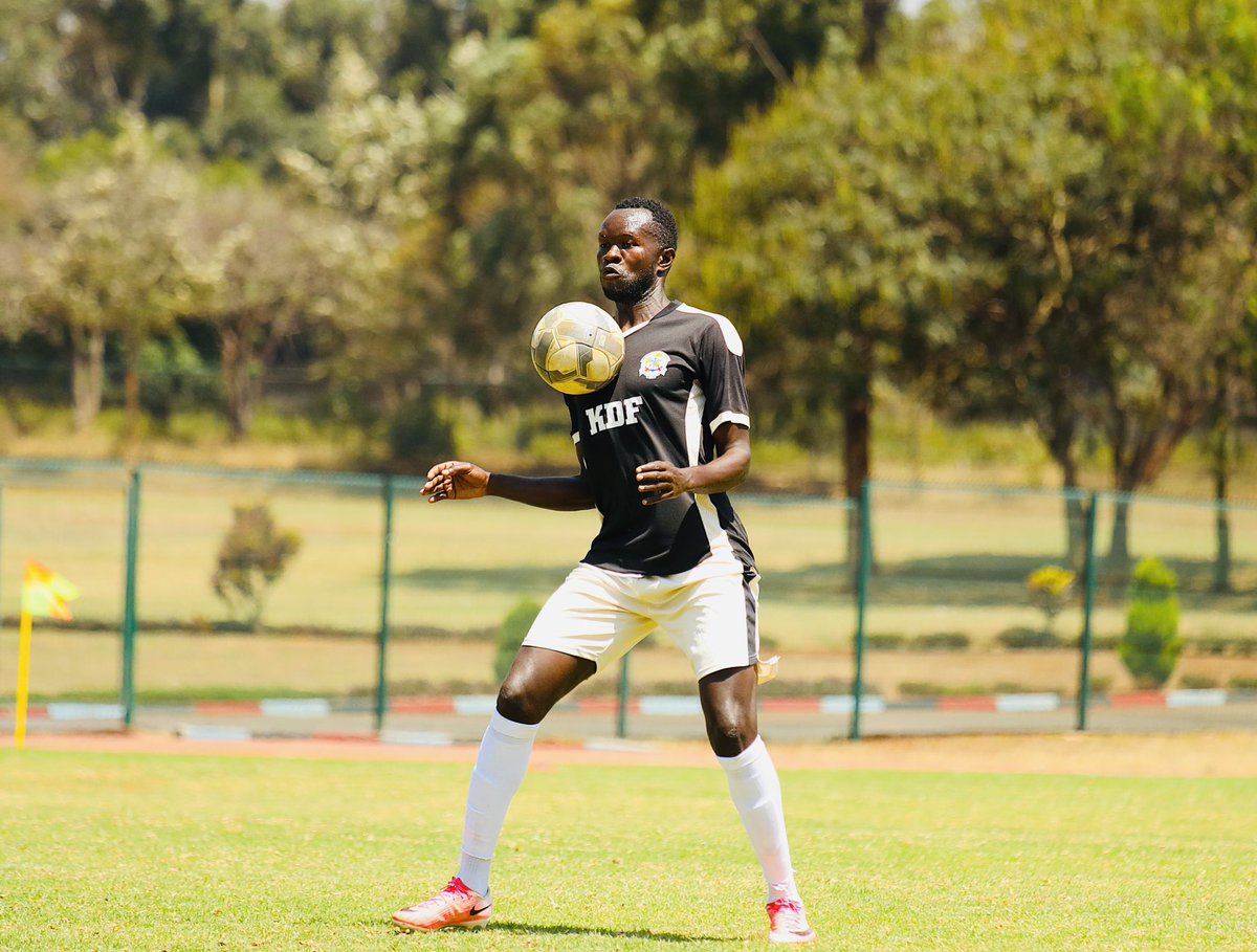 KenOwino18's tweet photo. Letβs go
@UlinziStarsFC
ReadyπͺπΏ
#GBUS
@FootballKe_90 https://t.co/pfAav153mu