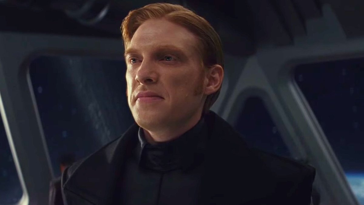 sw_holocron's tweet photo. Domhnall Gleeson says he has “no regret” about how Hux was portrayed in THE LAST JEDI.

“I really loved what Rian did with ‘The Last Jedi,’ and I loved what he did with Hux. There’s no regret from me about what happened there. Rian went his own way, and I wanted to be in a Rian Johnson film as well as in a ‘Star Wars’ film, and I got to do that.”

(Source: https://t.co/q3WmXkwStp)