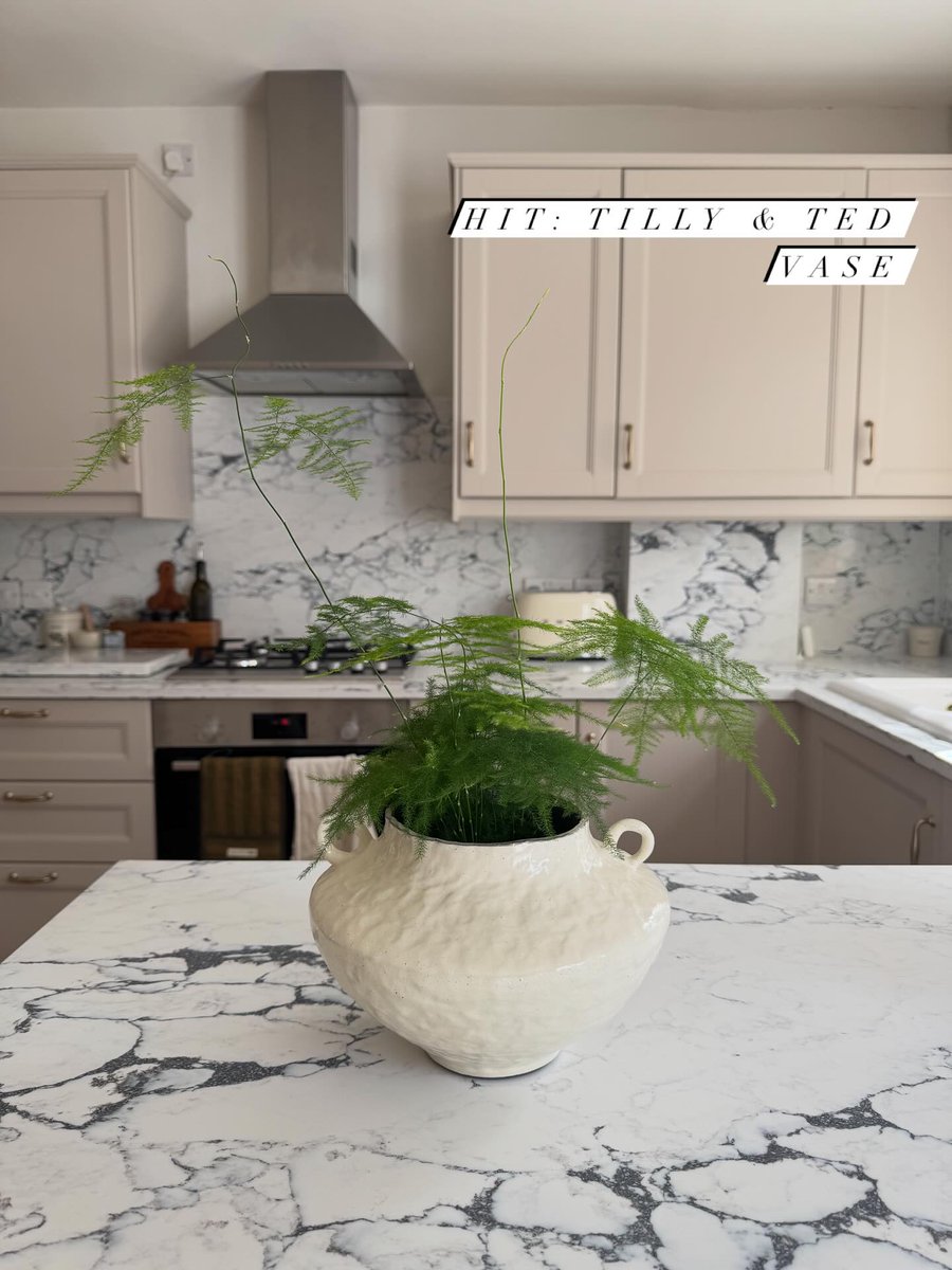Sundaysummer4's tweet photo. Rating my recent homeware haul: hit or miss? Lovely finds from Tilly &amp; Ted Homeware, Jess Ellis Ceramics, antique shops, Homesense and Vinted. https://t.co/W05keGyUSS
