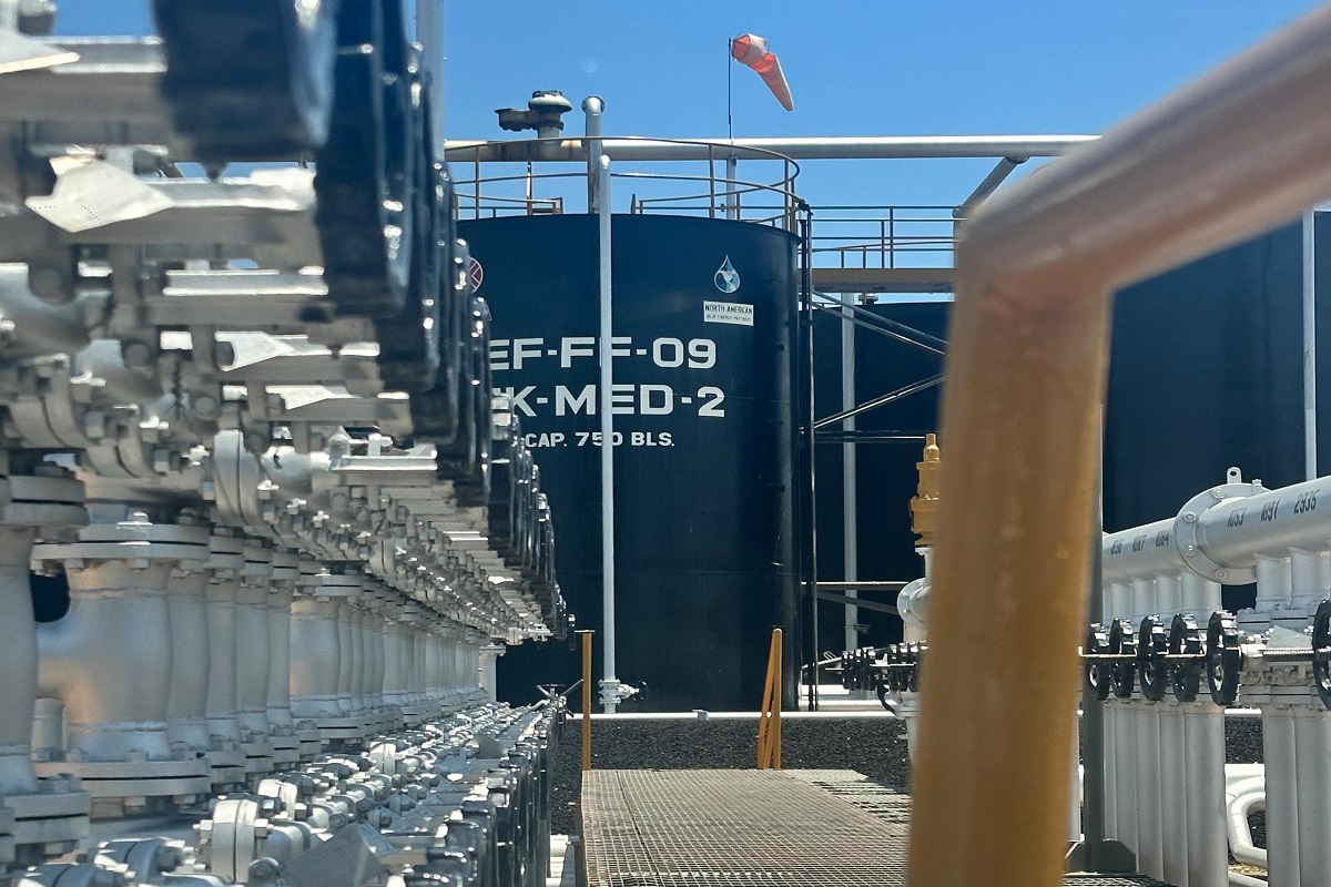 NucleoNoticias's tweet photo. #25Sep NABEP proyecta elevar su producción petrolera a 500.000 barriles diarios para finales de 2028 #NúcleoNoticias https://t.co/MEpXNRjyvy https://t.co/ayggasEh2n
