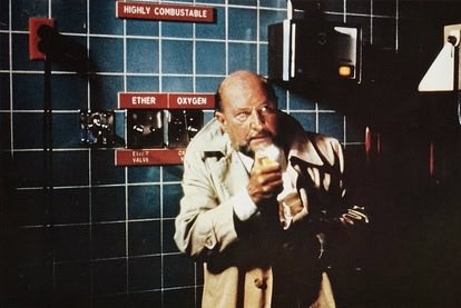 SourceHalloween's tweet photo. Promotional stills of Dr. Loomis in Halloween ll (1981) https://t.co/VRa0cB3lm3