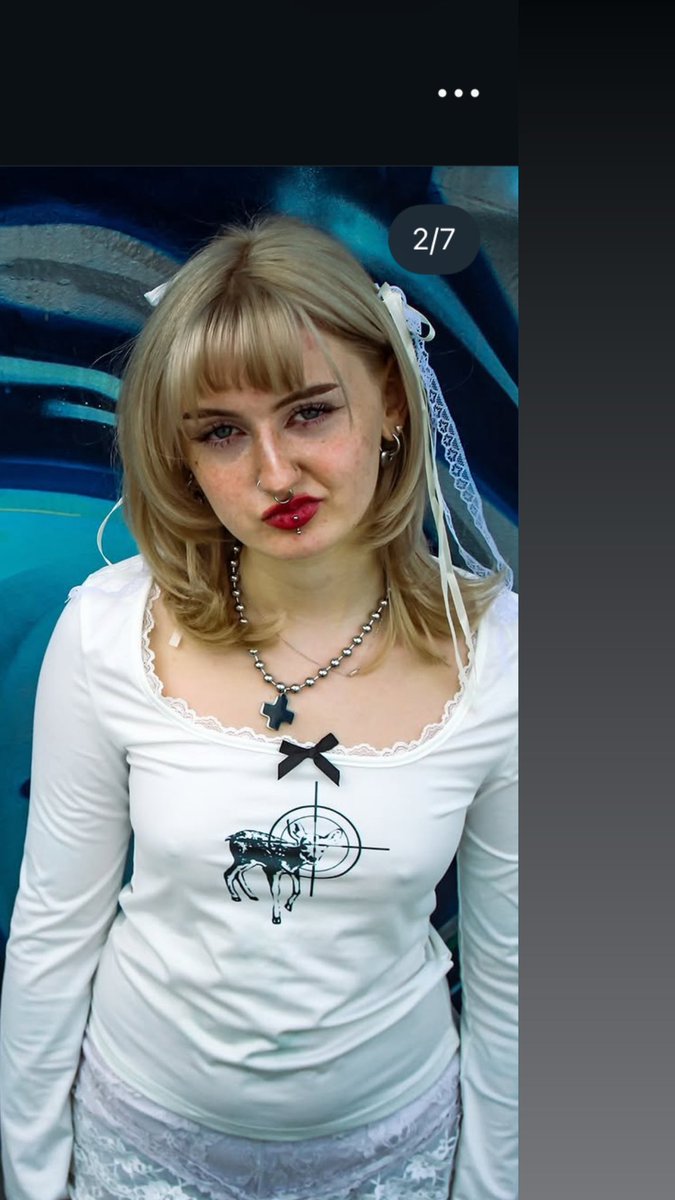 Vampiric_Lesboy's tweet photo. Two weeks ago I posted I was sexually assaulted by Alice/ Lice, babyextract / Alliciann
Since then, 3 others have reached out saying Alice pushed their boundaries, all from other black &amp; brown people
Please repost this to let people know what they look like + https://t.co/Megws8qVat