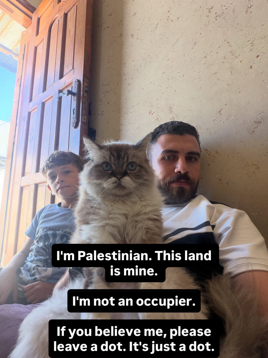 yousefmohmoud25's tweet photo. I'm Palestinian. This land is mine. 

I'm not an occupier.

If you believe me, please leave a dot. It's just a dot. https://t.co/LJt24ueCm7
