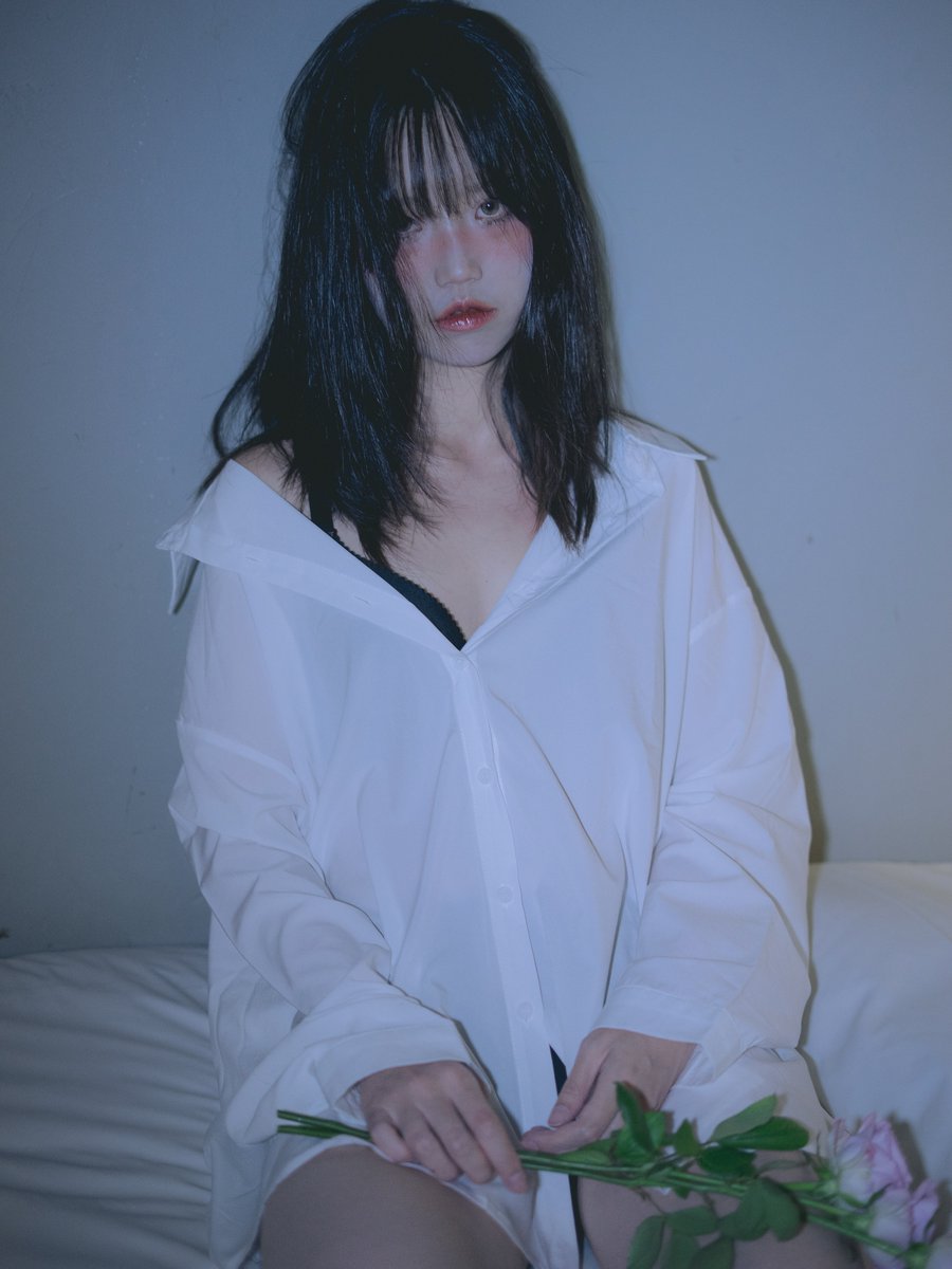 RonnaOrtman's tweet photo. ‘나’이면서도 낯선, 내 안의 타인
ҟә https://t.co/jGPQNnAXCH