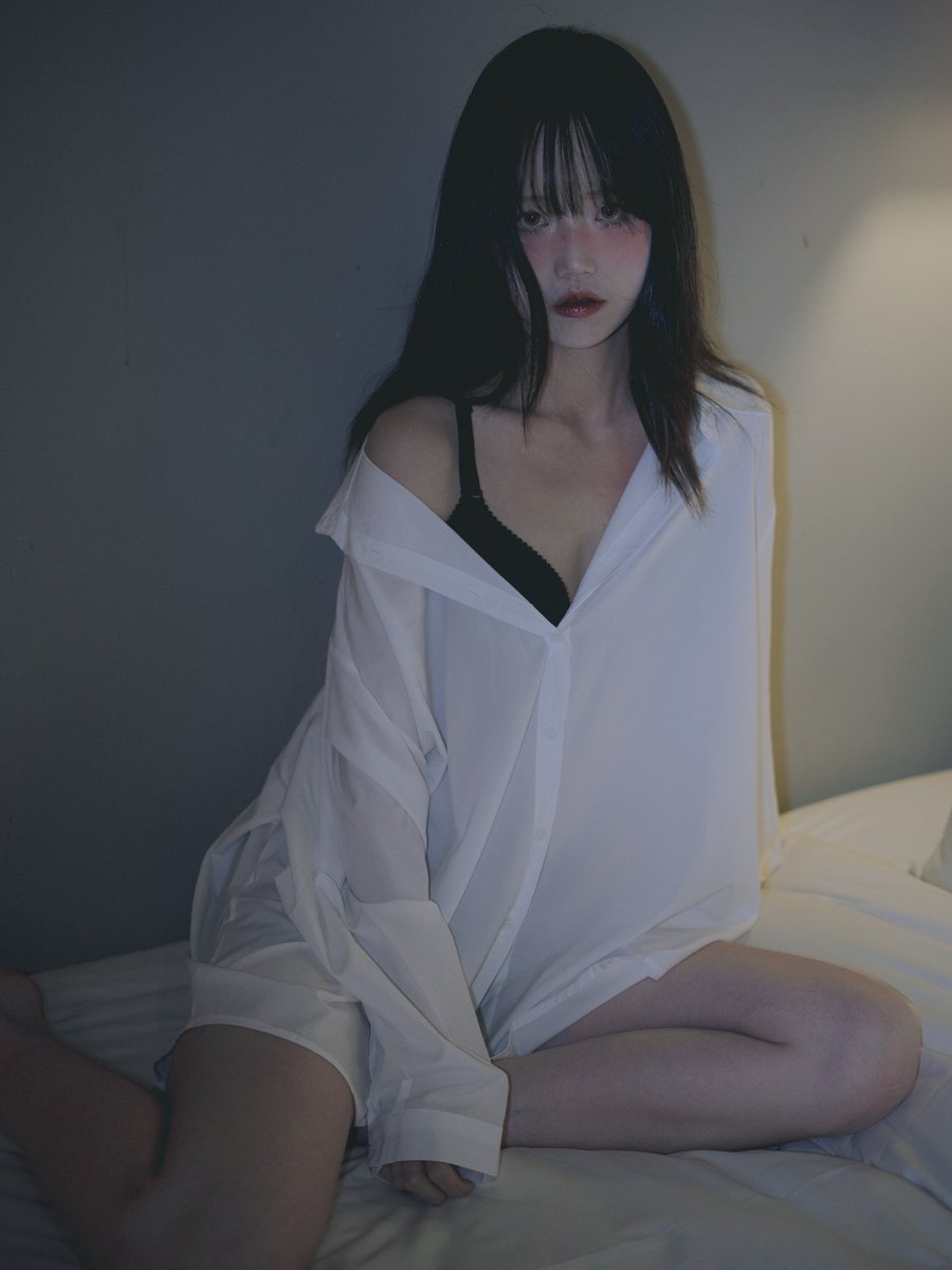 RonnaOrtman's tweet photo. ‘나’이면서도 낯선, 내 안의 타인
ҟә https://t.co/jGPQNnAXCH