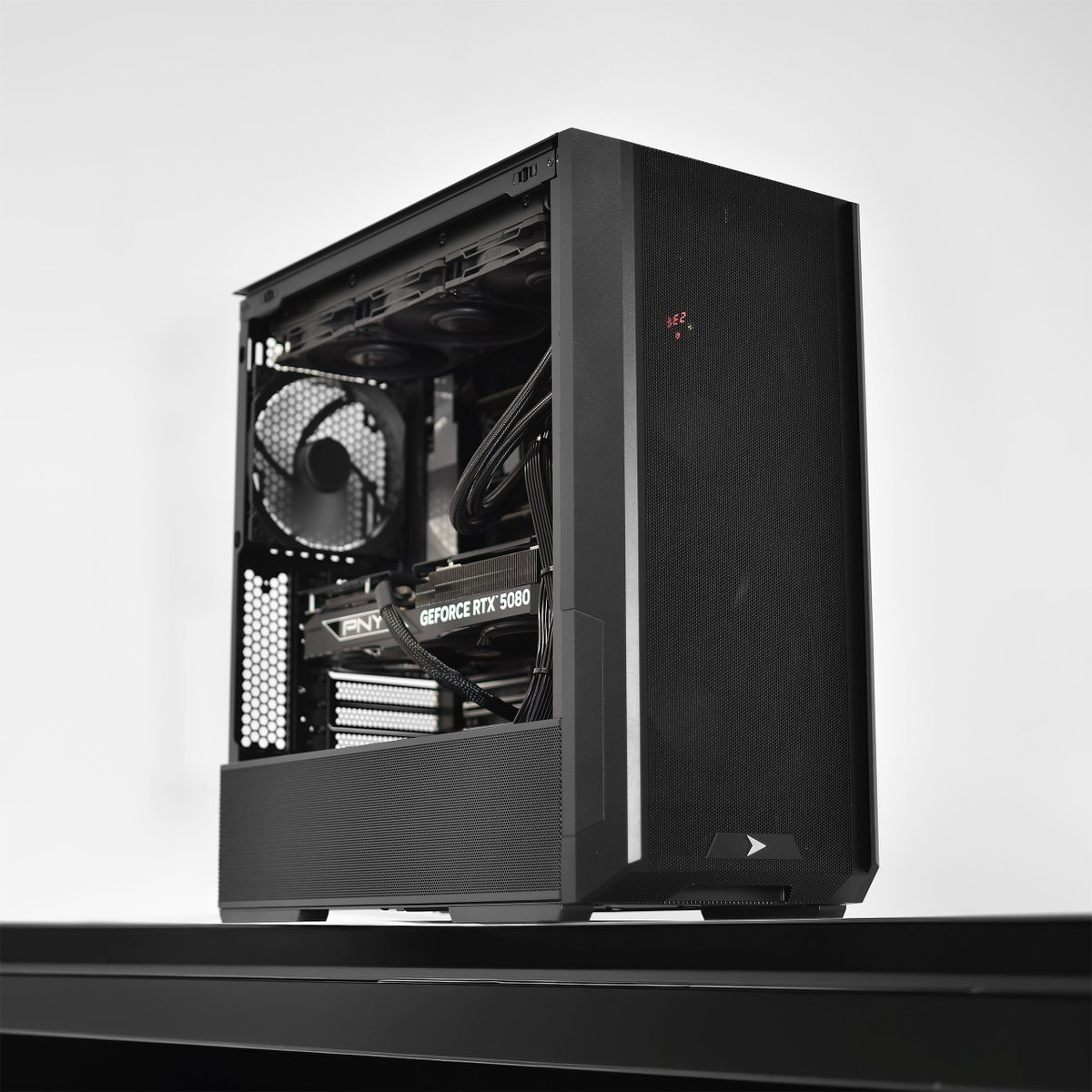 VelocityMicro's tweet photo. Our #BuildoftheWeek is this monster 96 core AMD Threadripper powered HD150A. Learn more and start accelerating your CPU intensive workflows #workstationpc https://t.co/IeHPhGk95q https://t.co/w6tm4C8j3F