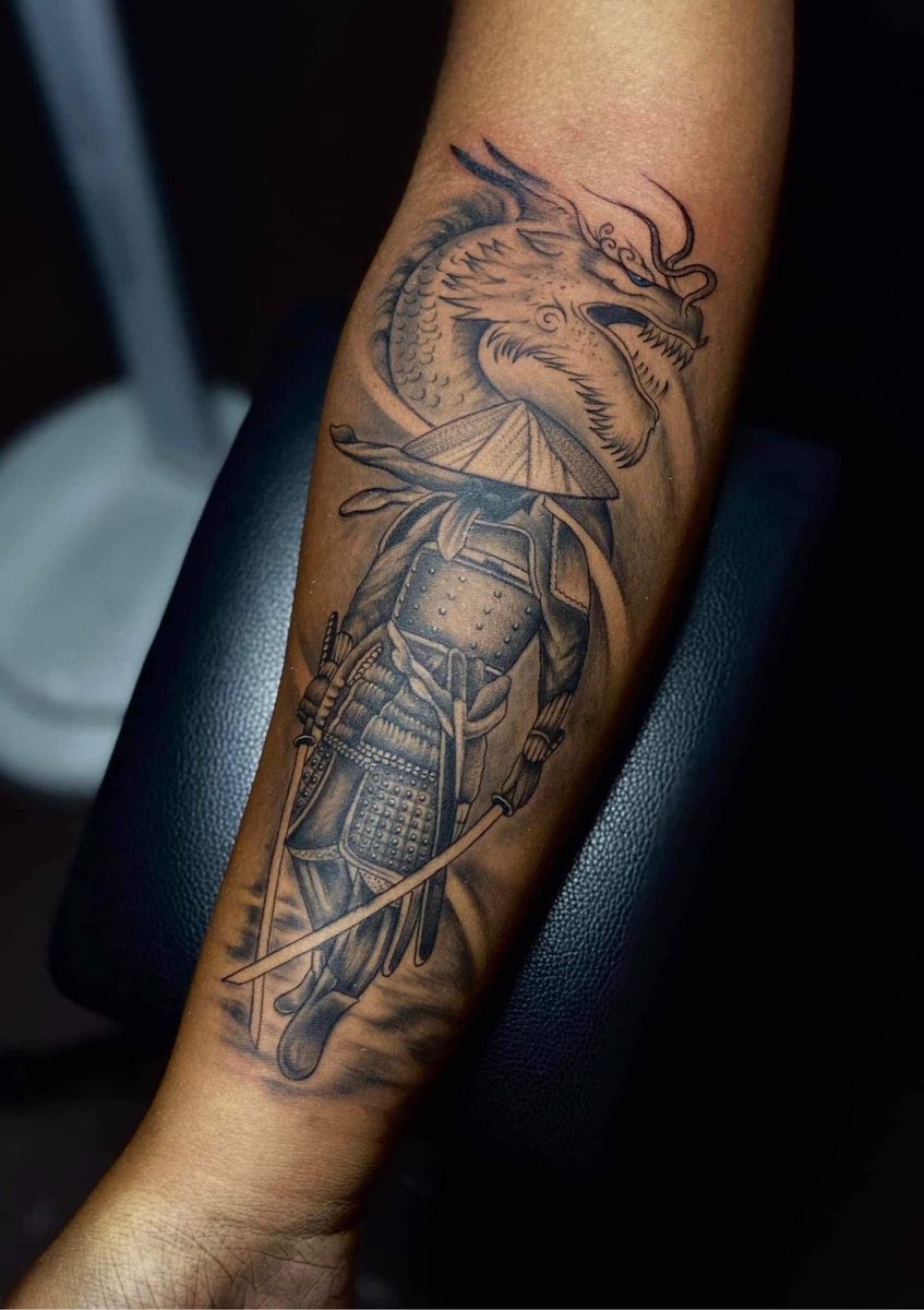 yao_atfff's tweet photo. Where artistry meets precision. Bespoke tattoos crafted to reflect your individuality and personal style.
#TattooArtist #tattoo #ca #usa 

2027 bookings open 📅
DM to book 📥
Wilmington, CA 📍 https://t.co/2r5A822aB3
