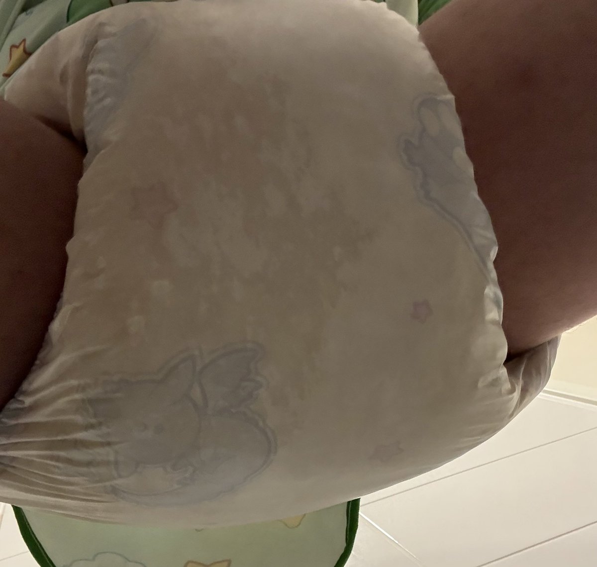 LittleDergMirx's tweet photo. Happy #BDF ~! I really wetted this with all the way like a good little hatchling~
#abdl #sissy #diaper #diaperboy #diaperfriday https://t.co/VhGRNXqwUw