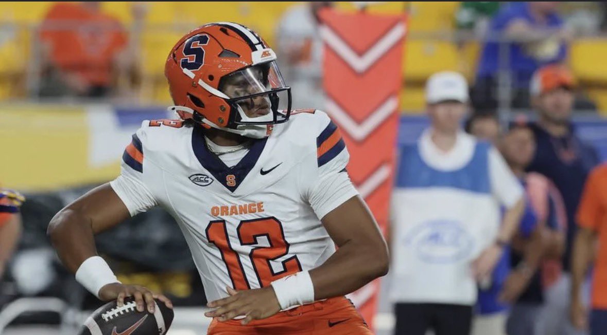 hudsontomcheck's tweet photo. After a great conversation with @CBrewerII I am blessed to receive an offer from @CuseFootball🍊🍊 

@FranBrownCuse 
@leemunn87 @CoachL_OBrien @coachvictorgill @SLC_Recruiting @CoachRazloznik @samspiegs @mikeroach247 @gpowersscout
@throwitdeep @tfloss32 @qbhitlist
@txrecruits @PrepRedzoneTX