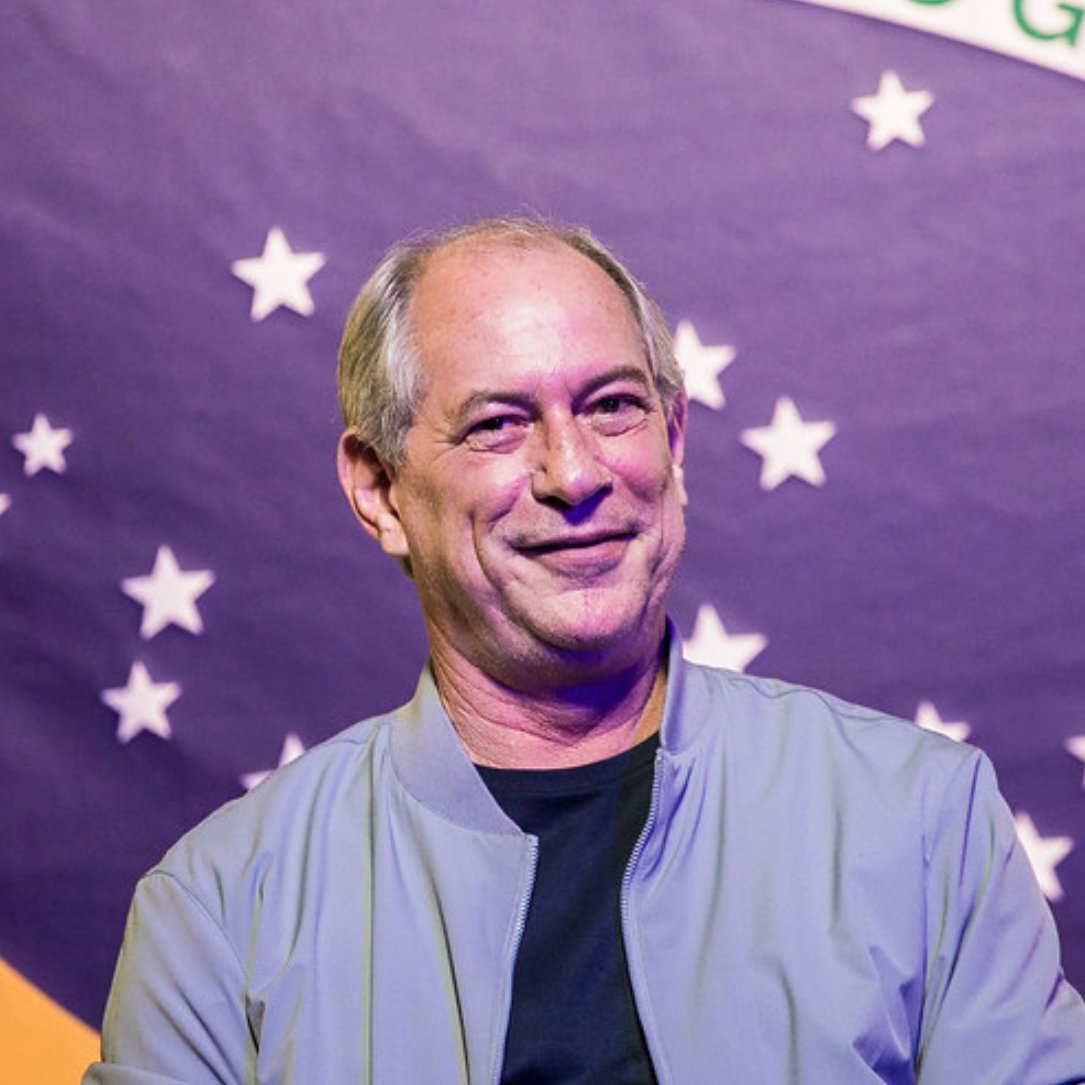 eixopolitico's tweet photo. 🇧🇷 ELEIÇÕES 2026 | GOVERNADOR - CEARÁ (VOTOS VÁLIDOS)

🔵 Ciro Gomes (PSDB): 49% (−3)
🔴 Elmano de Freitas (PT): 48% (+4)

📊 Datafolha/O Povo
📅 22-24/setembro
1.204 entrevistados • ±3 p.p. • Presencial
Registro TSE: CE-00198/2026 https://t.co/SZ44l4s7Mu