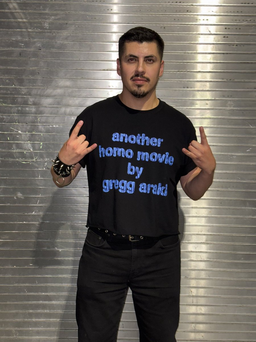 RogerHaunted's tweet photo. Another homo https://t.co/NtclnyGYk5