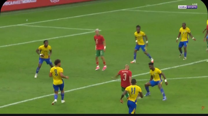 pele_jr14's tweet photo. This Mazraoui of Morocco different from the Man Utd own...what a goal!!! #manchesterunited #انتشار_نہیں_امن #united #Morocco https://t.co/SsszJYzSTH