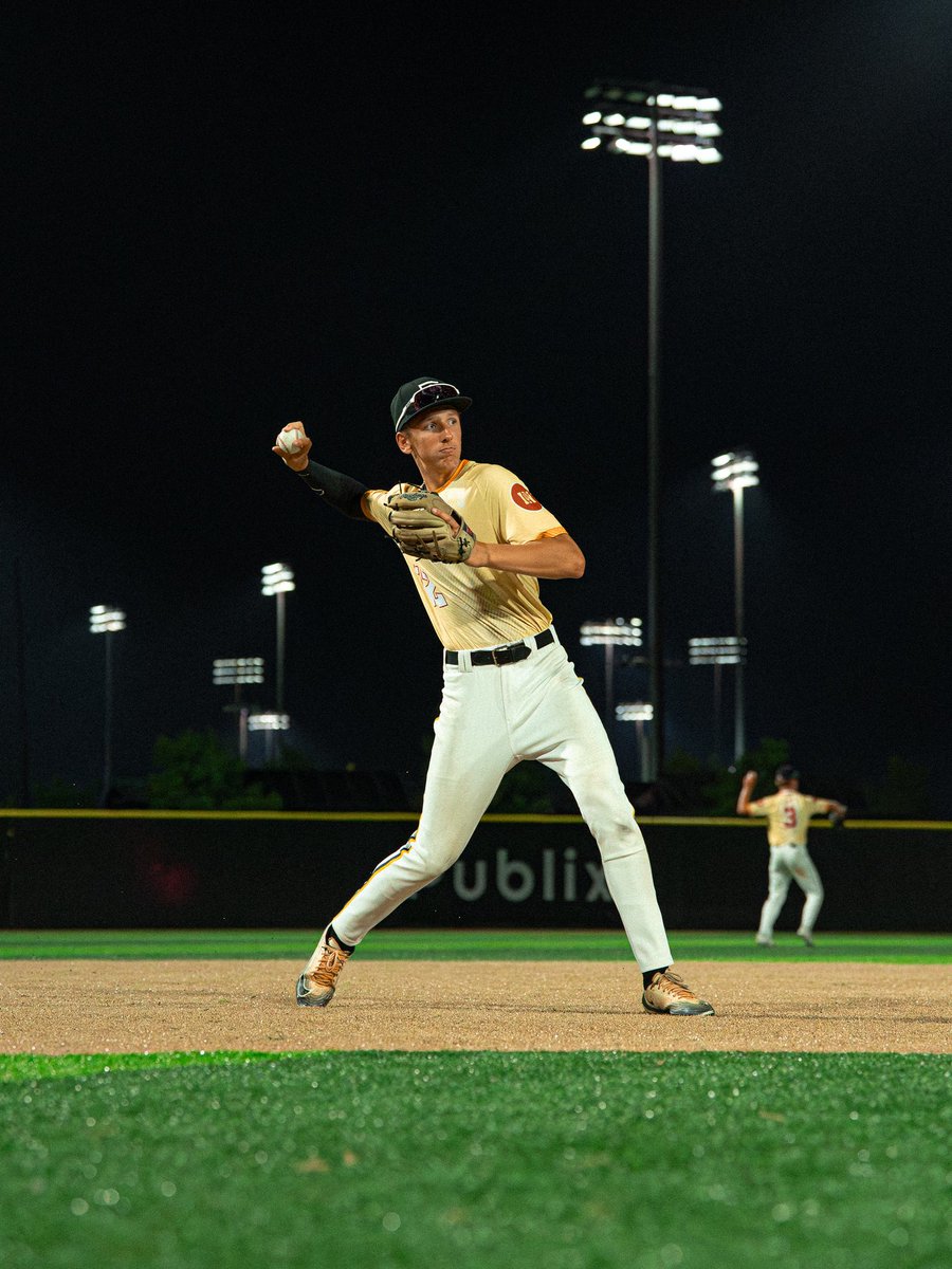 PrepBaseballIN's tweet photo. 𝙁𝙐𝙏𝙐𝙍𝙀 𝙂𝘼𝙈𝙀𝙎 𝙁𝙍𝙄𝘿𝘼𝙔𝙎 🤩📸

1️⃣2️⃣ Indiana Future Gamers have already committed to Division 1 programs. Relive our takeaways from #PBFG26 below. 

ᴘɪᴛᴄʜᴇʀꜱ 👉 https://t.co/ZZO8nfPvX4
ʜɪᴛᴛᴇʀꜱ 👉 https://t.co/2UYEUgqF3L https://t.co/AUsEgCfWr1