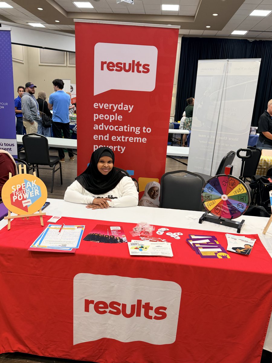 ResultsCda's tweet photo. We recently participated in Ottawa's Volunteer Expo and thoroughly enjoyed meeting so many people interested in helping end extreme poverty around the world!

Volunteers' efforts are critical to making the world a better place. We have so much appreciation for those willing to give their time and effort to generating the political will to end poverty.

Thank you @VolunteerOttawa for having us!

If you'd like to do your part to end extreme poverty around the world, click here: https://t.co/qhJ3svnTTc