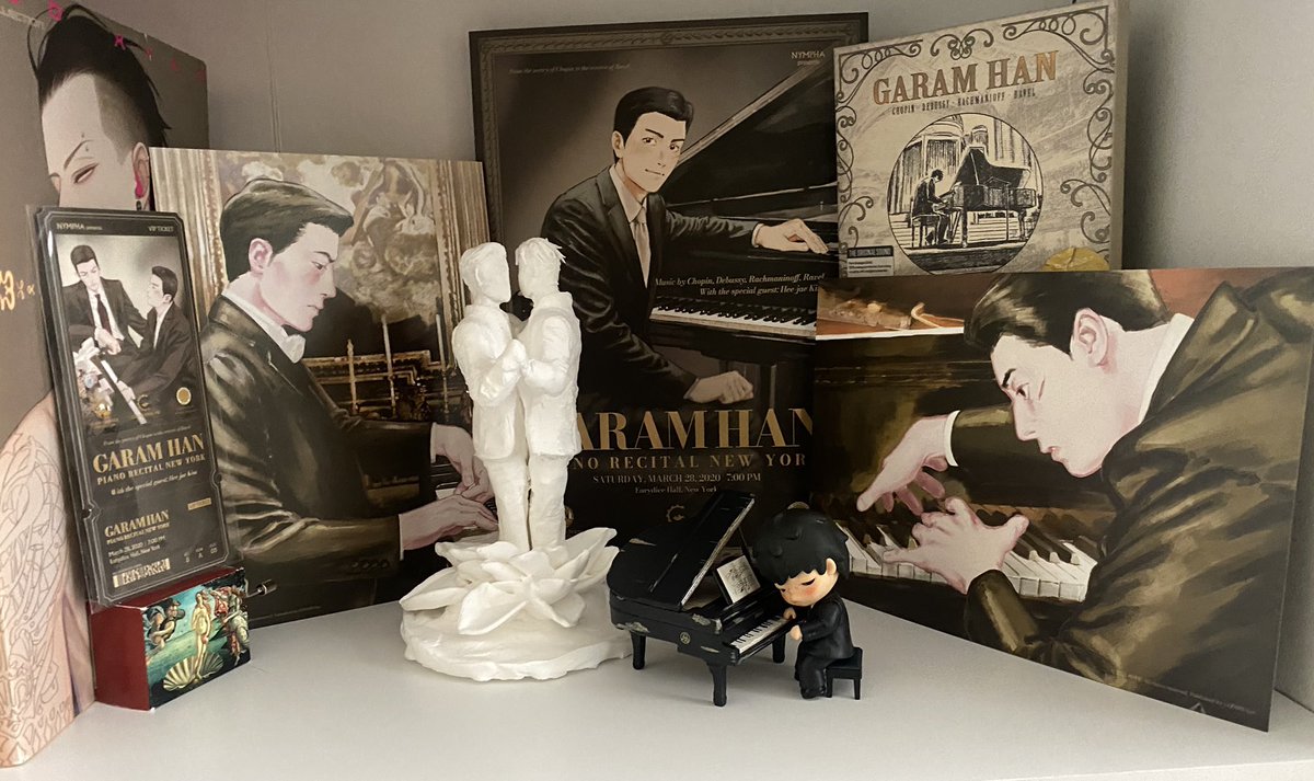 onkaesu's tweet photo. Found my old trinket stuff now garam &amp; heejae can have their own little shelf 🥲
#에우리디케는없다 https://t.co/JYELdFKafs