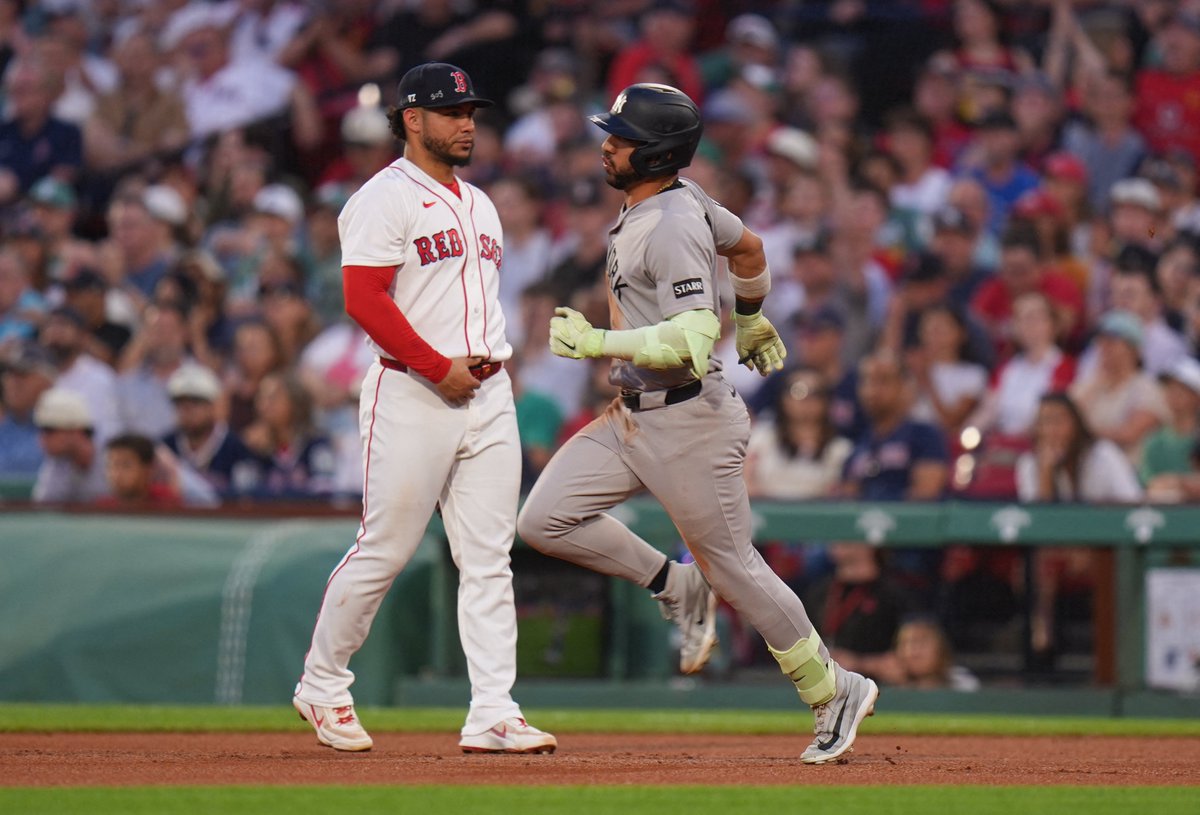 UnderdogMLB's tweet photo. The Red Sox and Yankees will face off in the AL Wild Card series. https://t.co/IDF8rdlAbZ