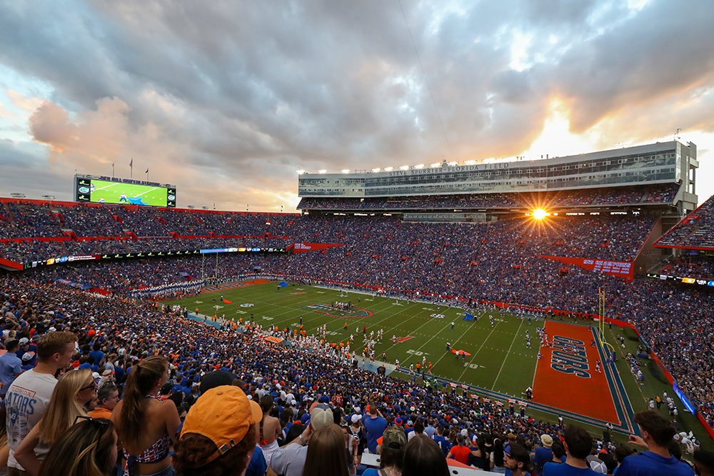 EvanCarterCFB's tweet photo. 2. Florida (-3.5) vs. Ole Miss (+3.5) — Sept. 26

Another matchup where the Carter Ratings disagree with the market favorite comes in Florida vs. Ole Miss. Florida is laying 3.5 points, but the model gives Ole Miss the slight advantage to win the game outright.

The Carter Ratings give Ole Miss a 54.33% chance to win, compared to a 43.48% implied probability at the current +130 moneyline. That's a difference of roughly 10.85 percentage points. Against the spread, Ole Miss +3.5 (-120) requires a 54.55% break-even rate, while the Carter Ratings give Ole Miss a 60.56% probability of covering, a difference of roughly 6.01 percentage points.

The discrepancies aren't as large as some of the other games on this week's watchlist, but the important part is the direction of the projection. Florida is favored by more than a field goal, yet the Carter Ratings have Ole Miss as the more likely outright winner.

Florida is laying 3.5. The Carter Ratings have Ole Miss winning outright. 📊👀