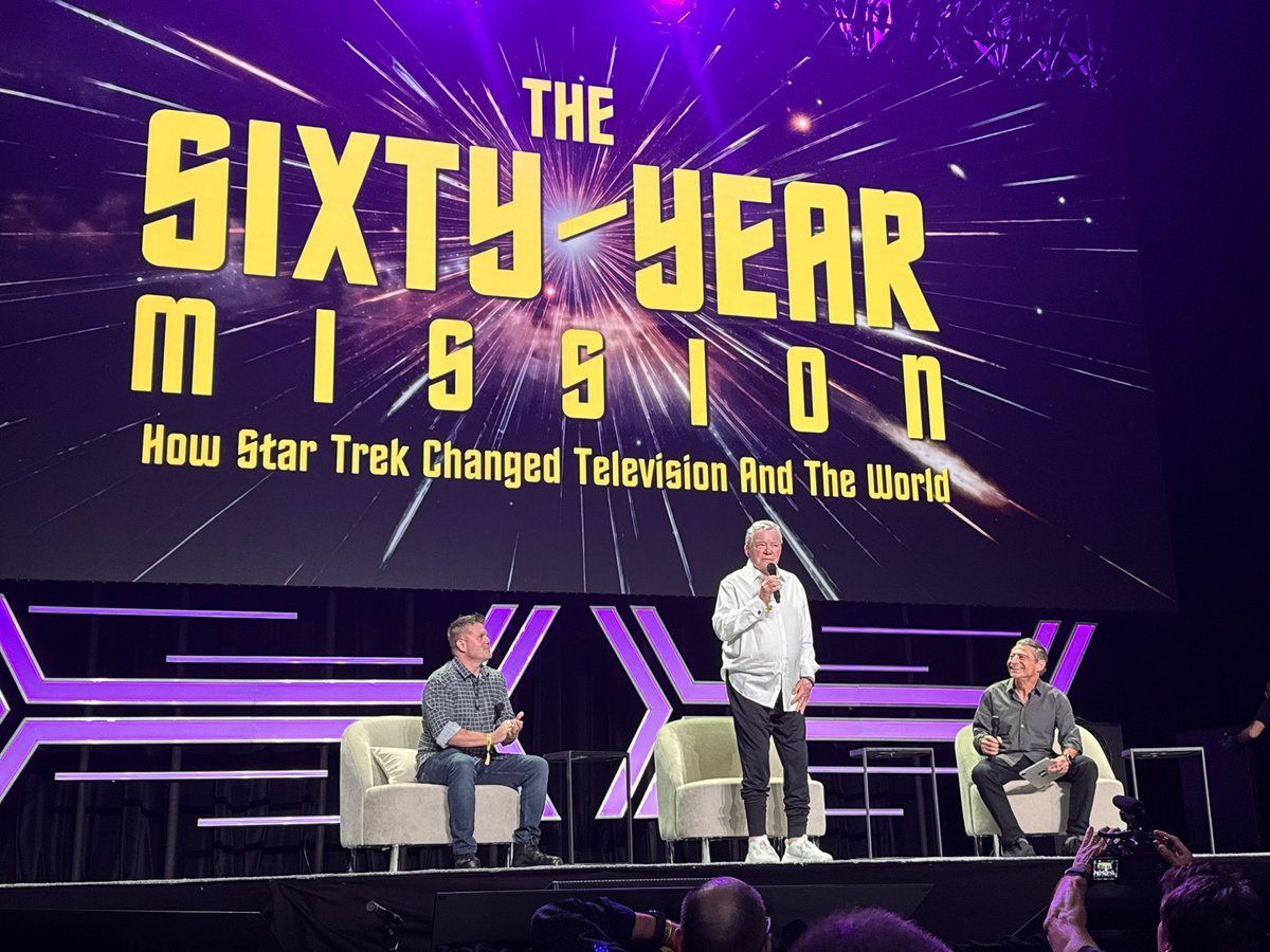 observantview's tweet photo. ✨Celebrated 60 years of Star Trek last night with Captain Kirk himself: @WilliamShatner and other Trek crew members at the premiere of The Sixty Year Mission documentary.🖖🏻 With pals @vince_martella & @ErrigoVoice (Phineas & Ferb) at the after party.
#trek60 #history https://t.co/Vv2rqowftB