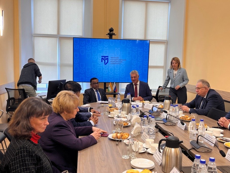 IndEmbMoscow's tweet photo. Minister (Education) Shri V. Kumar visited Tver State Medical University on 18 September 2026 and held discussions with the Rector and officials of the University. He also interacted with Indian students studying at the University.

**

Министр по вопросам образования при Посольстве Республики Индия в РФ г-н Винай Кумар 18 сентября 2026 года посетил Тверской государственный медицинский университет, где провёл переговоры с ректором и представителями руководства университета. Он также встретился с индийскими студентами, обучающимися в университете.

@PMOIndia @MEAIndia @PIB_India @DDNewslive @ANI @airnewsalerts @IndianDiplomacy @diaspora_india