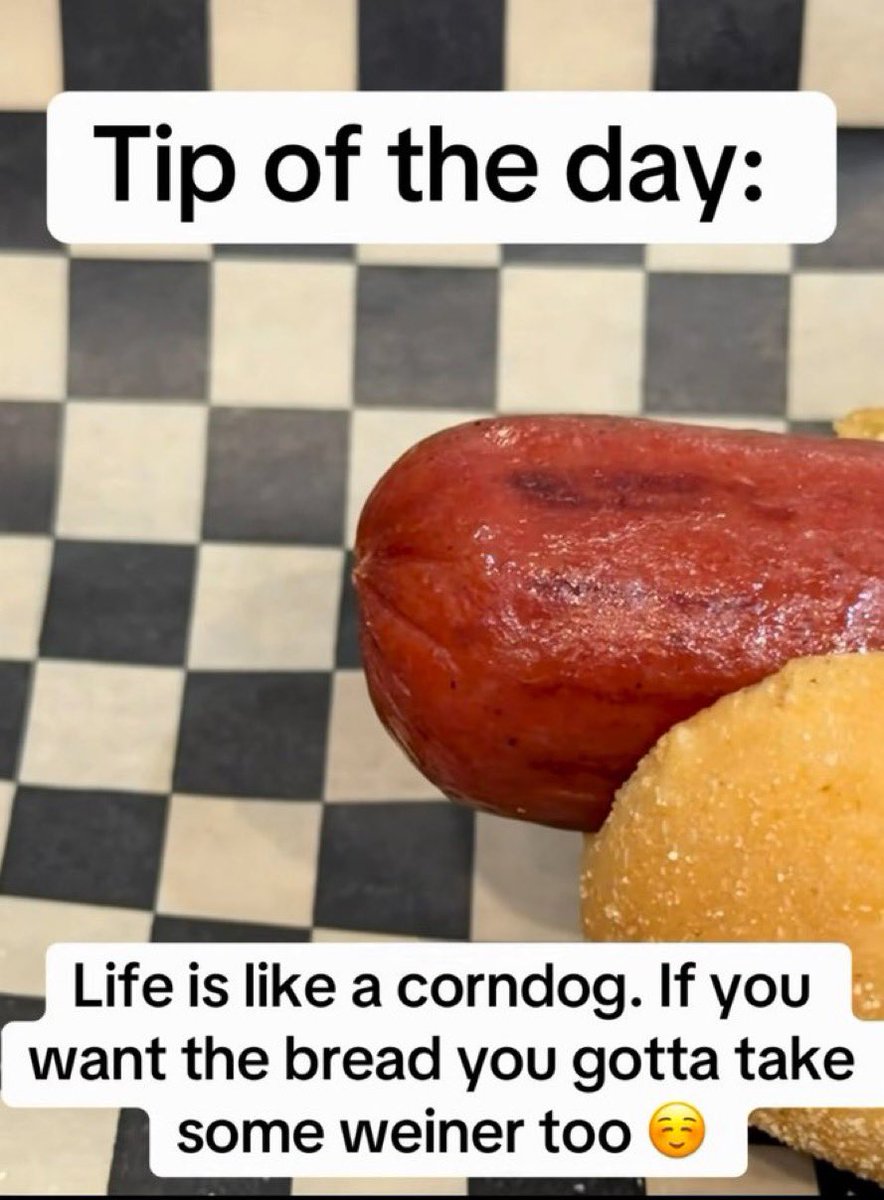 KitchenSprout's tweet photo. 👀🌭👀🌭👀🌭 https://t.co/DD6RhGMpbV