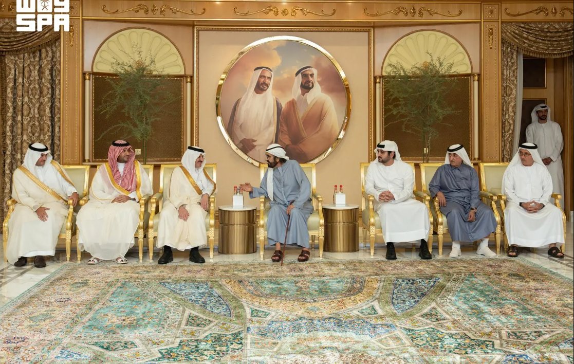 Almadinanews's tweet photo. #صور ..

#أمير_المنطقة_الشرقية ينقل تعازي #خادم_الحرمين_الشريفين وسمو #ولي_العهد في وفاة الشيخ أحمد بن راشد آل مكتوم -رحمه الله-

https://t.co/rTDemwmTsI

#صحيفة_المدينة https://t.co/esVQOAraxY