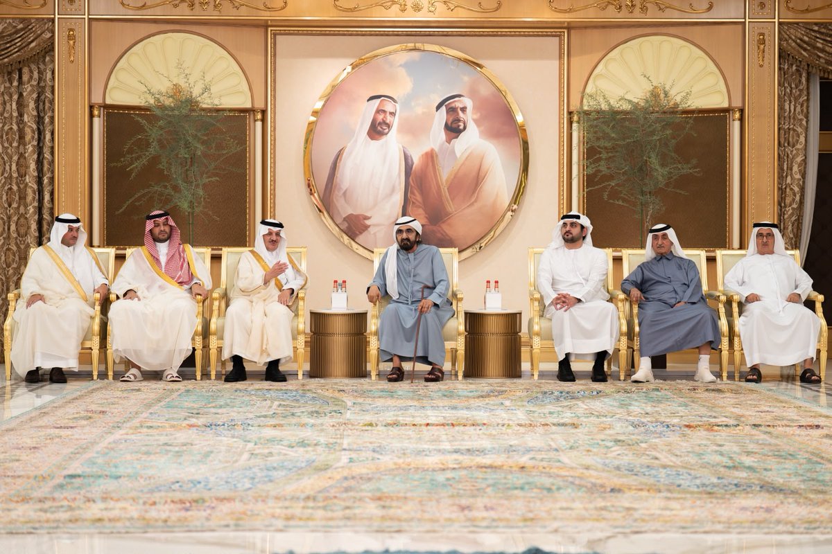 Almadinanews's tweet photo. #صور ..

#أمير_المنطقة_الشرقية ينقل تعازي #خادم_الحرمين_الشريفين وسمو #ولي_العهد في وفاة الشيخ أحمد بن راشد آل مكتوم -رحمه الله-

https://t.co/rTDemwmTsI

#صحيفة_المدينة https://t.co/esVQOAraxY