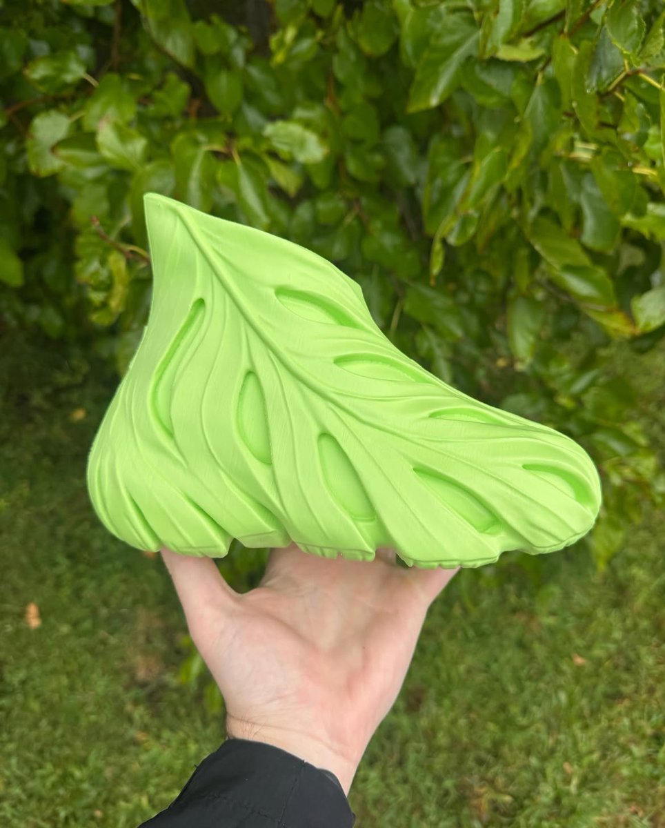 avntspace's tweet photo. Leaf Boot by NOS AILES 🍃 https://t.co/ElL3sVjvgi