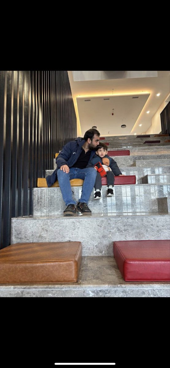 Senatwpj's tweet photo. Yetersiz kontenjan yüzünden 3 yıldır evladımıza hasretiz. Asker, polis ve hakim eşleri il emriyle kavuşurken öğretmenler ayrı kalıyor. Sayın @Yusuf__Tekin il emrinin yeniden değerlendirilmesini talep ediyoruz. #AilemiVerYusufTekin 👨‍🏫😔👨‍👩‍👧‍👦 https://t.co/D2ZxhqLubG