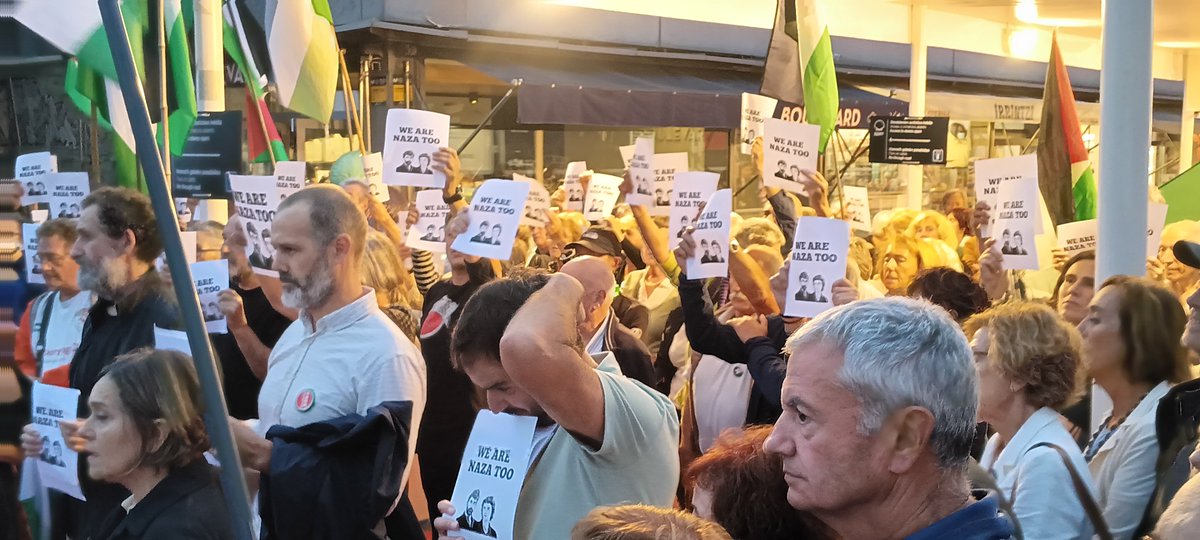 ralf_streck's tweet photo. Gaur Donostia
Avui a Donostia
#WeareNazatoo
Filmschaffende solidarisieren sich auf dem internationalen Filmfest in Donostia #ssiff2026 mit den bedrohten Naza-Filmemachern und fordern den Stopp des #Völkermords #Israels in Gaza. https://t.co/jq2mIpio2T