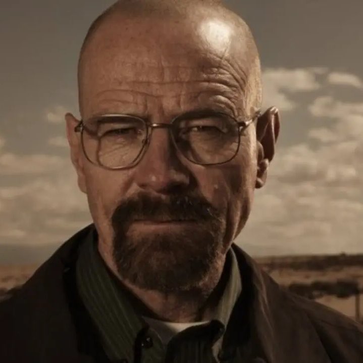 choquei's tweet photo. 🚨VEJA: Breaking Bad foi eleita e melhor série do SÉCULO XXI. Concordam? https://t.co/lnxbuKIbVq