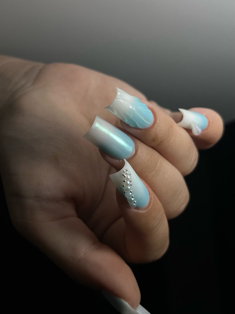 btr_daniela's tweet photo. Shells and sea-blue dreams. https://t.co/U263zOkwiP