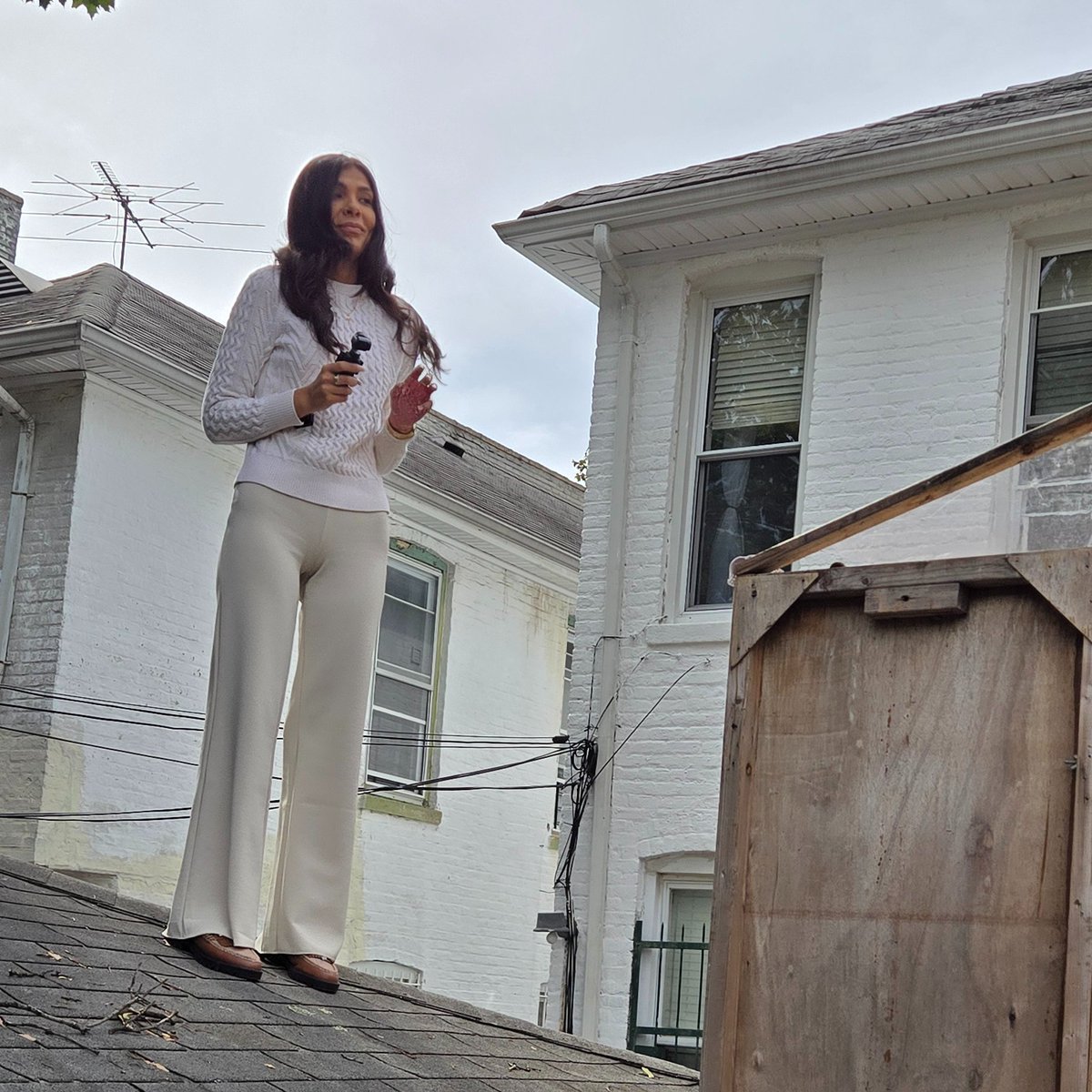 AlexRapaport's tweet photo. Coming up shortly on News 12! We’re all watching the weather and wondering how it will affect our experience in the #Sukkah during the first days of #Sukkos. I spoke with reporter #EstefaniaSalinas from @News12BK  about the weather, the Sukkah, and what it could mean for the holiday.