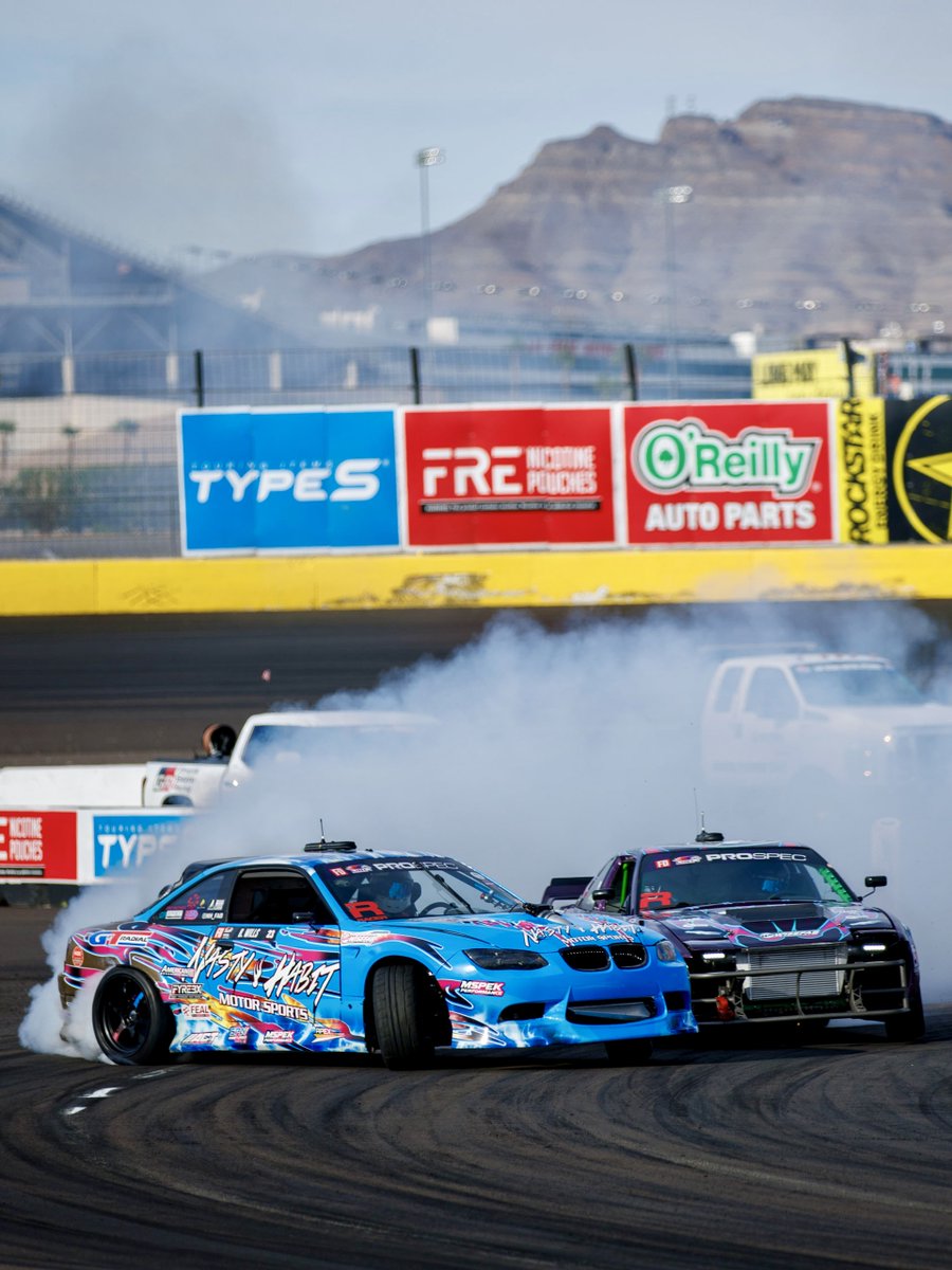 FormulaDrift's tweet photo. One hour to showtime. PROSPEC finale in the desert. ๐๏ธ
#FormulaD #FormulaDRIFT #FDLV https://t.co/iDmPmDhO3E
