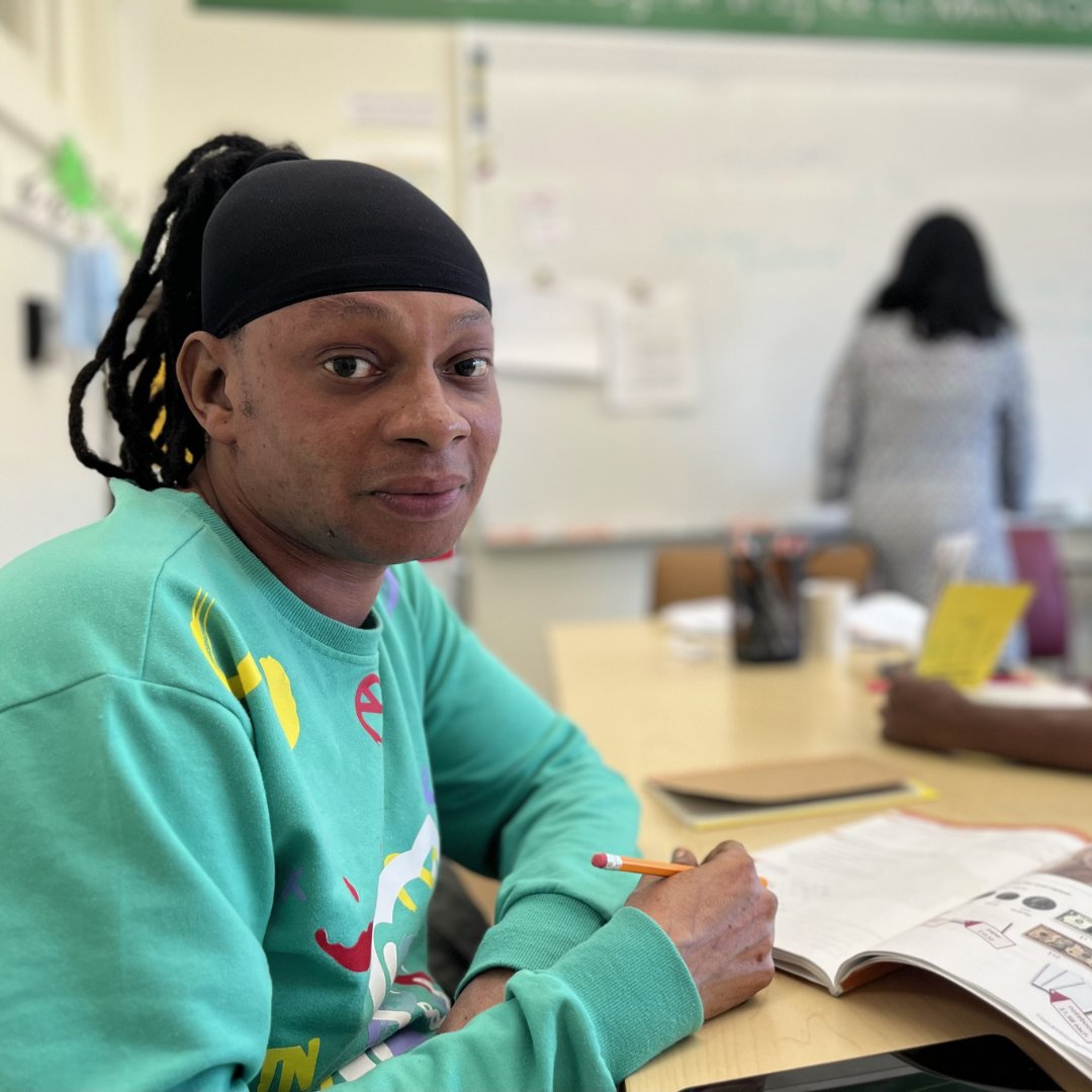 RosiesPlace's tweet photo. In our Women's Education Center, students learn crucial English language skills that help them better navigate the world around them and open doors to opportunities including employment, housing and more. In the past year, we welcomed 340 students from around the world. https://t.co/UpyQltYebX