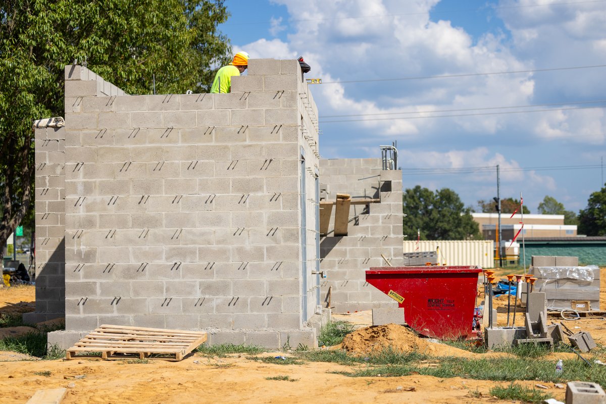 JSCC_main's tweet photo. Athletic complex construction update 🏗️

Work continues on our new athletic complex, with site preparation, grading, and foundation work underway. Each phase brings us one step closer to completing this new addition to campus. Stay tuned as we continue to share the progress! https://t.co/mtyN5iXQGH