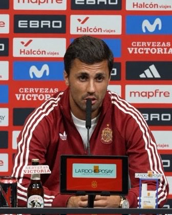 FootballXtraa__'s tweet photo. 🚨🎙️| Rodri on Manchester City's charges:

 "We went through an identical process in 2020... and the club always transmitted calmness." https://t.co/IZ6qA5yNIS